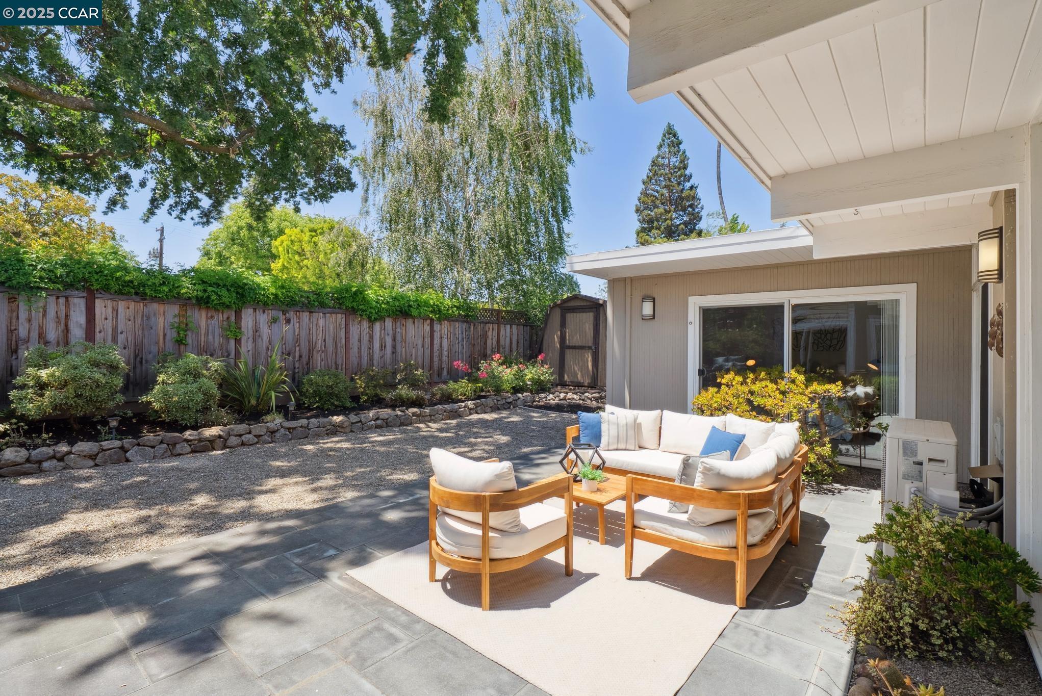 2665 San Benito Dr