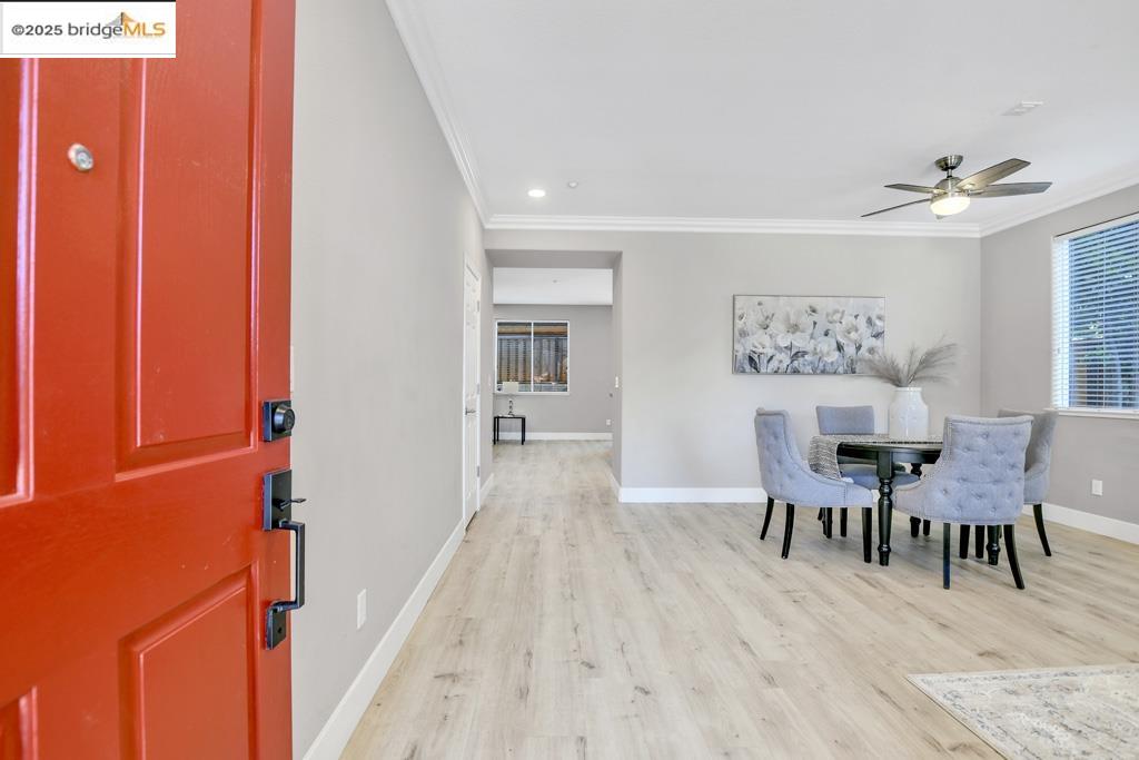 198 Continente Ave
