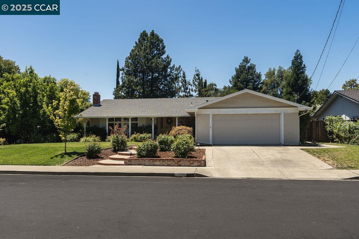 881 Autumn Dr