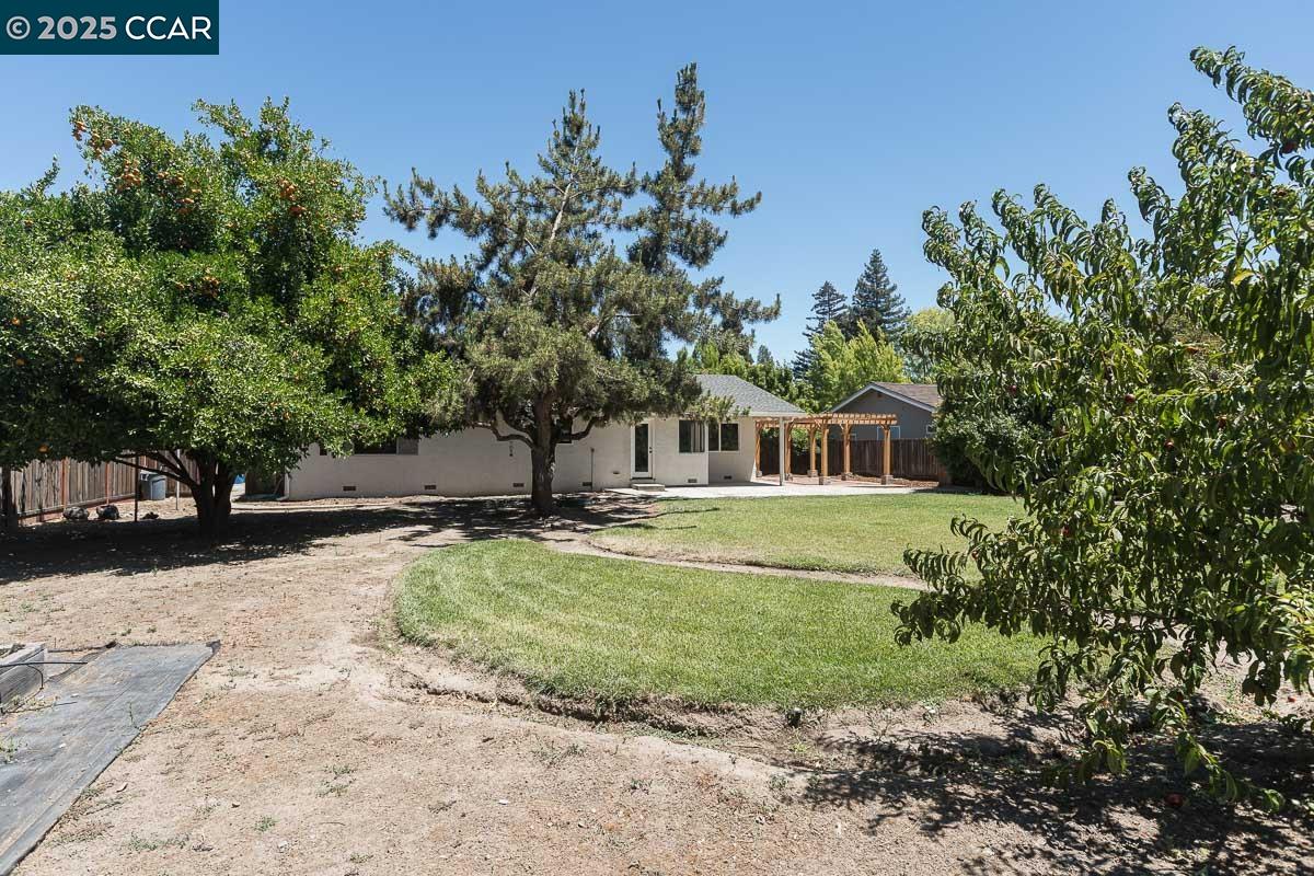 881 Autumn Dr
