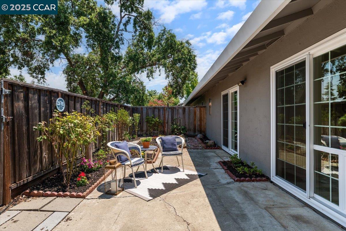 846 Royal Ann Lane