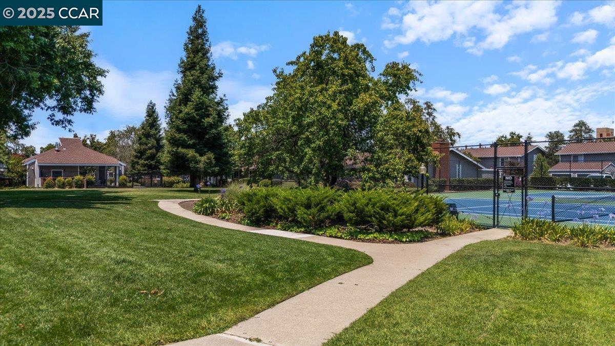 846 Royal Ann Lane