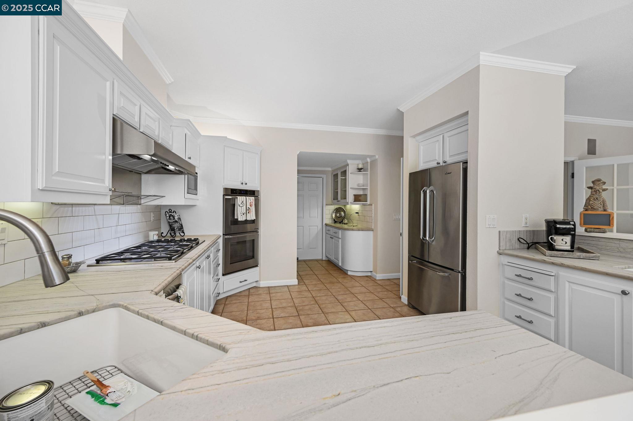 106 Leafield Rd