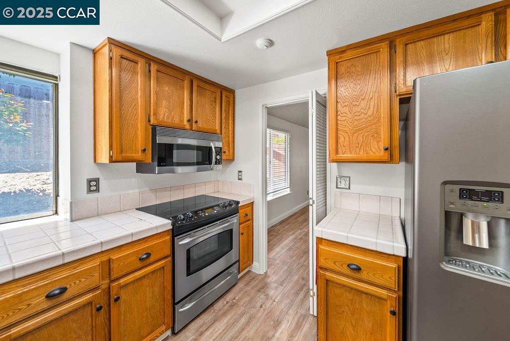 2817 Mayflower Dr