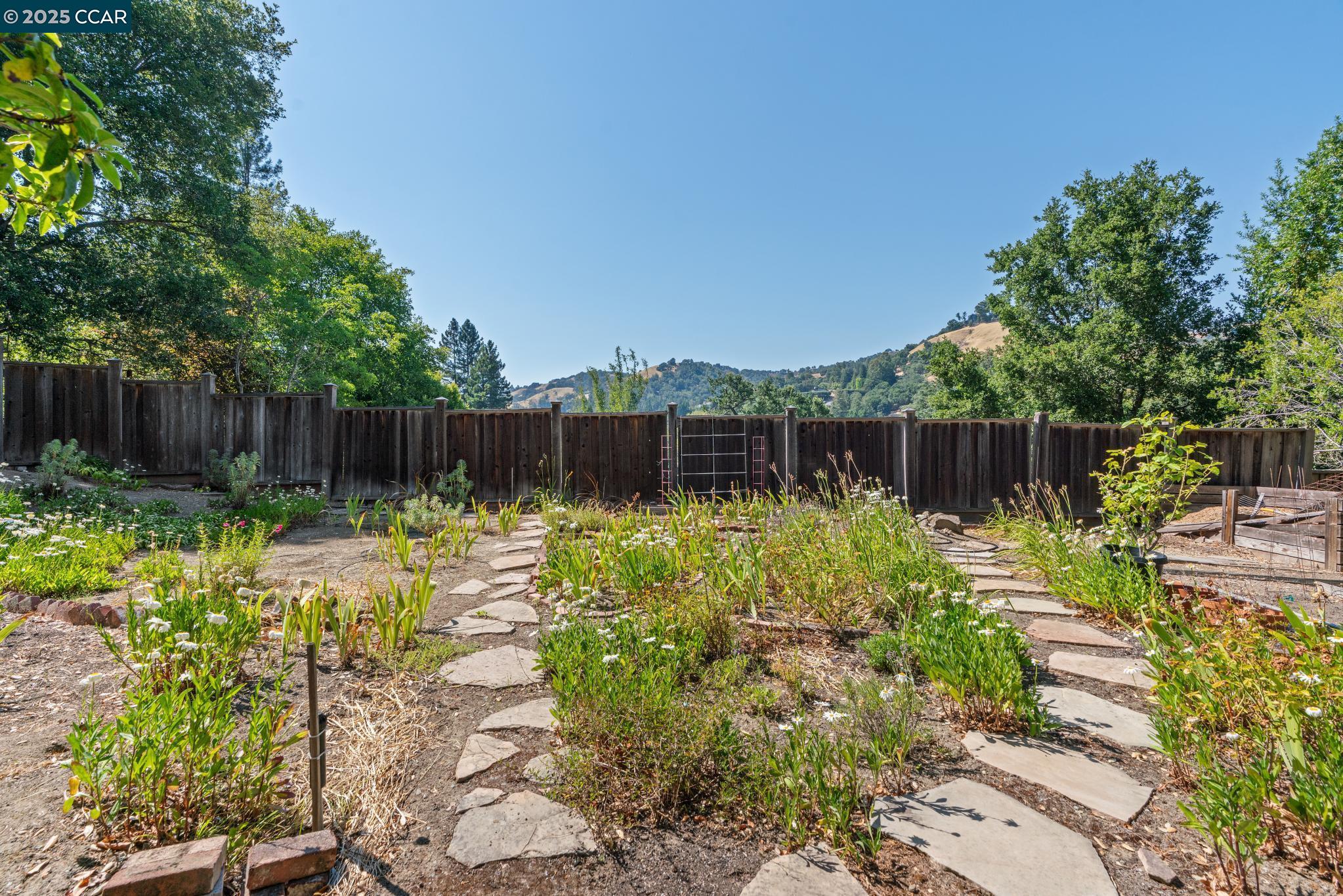 3806 Palo Alto Dr