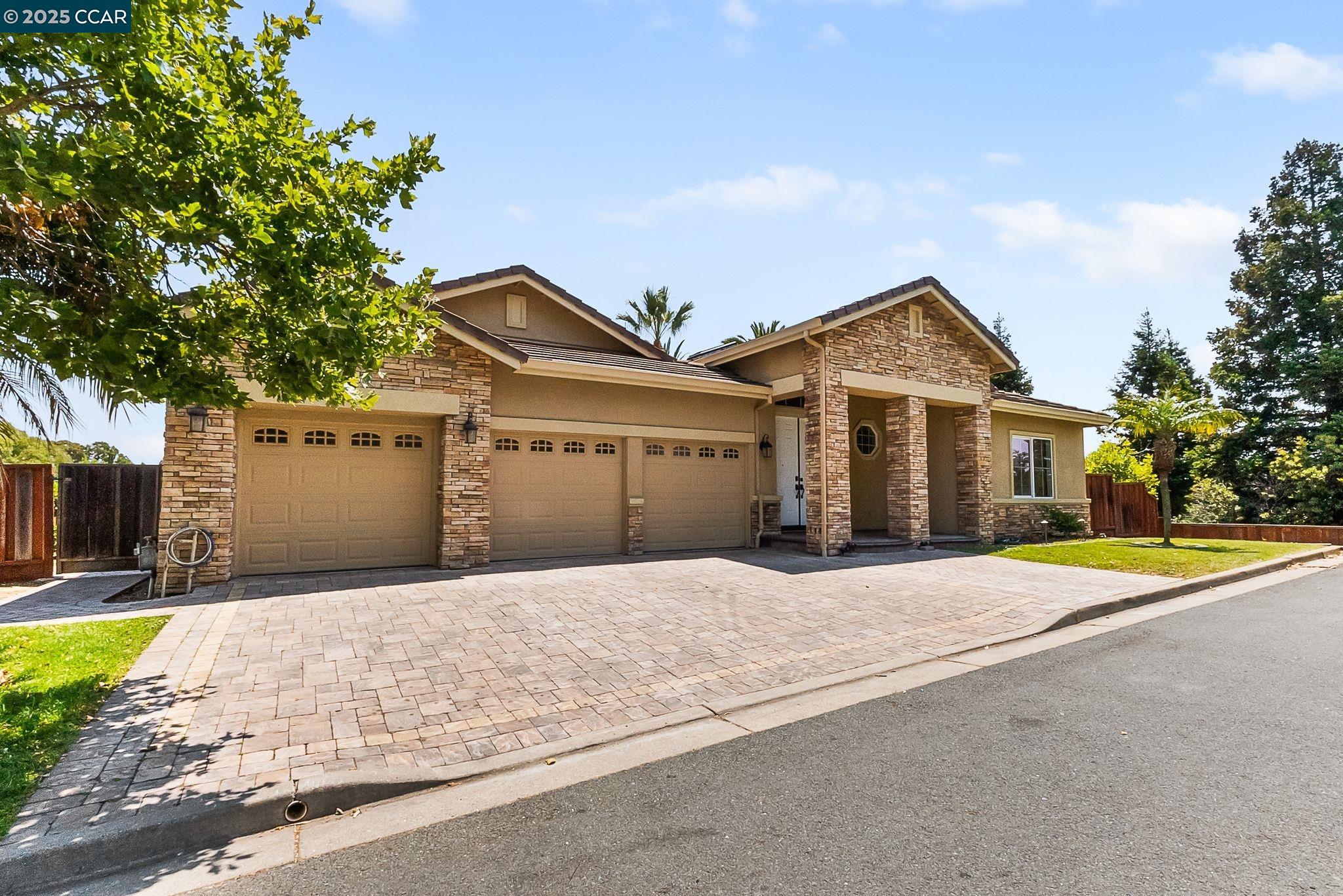 2058 Marazzani Dr