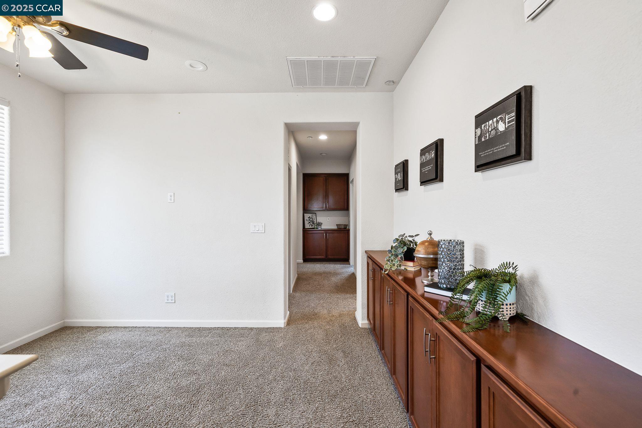 127 Sanford Ct