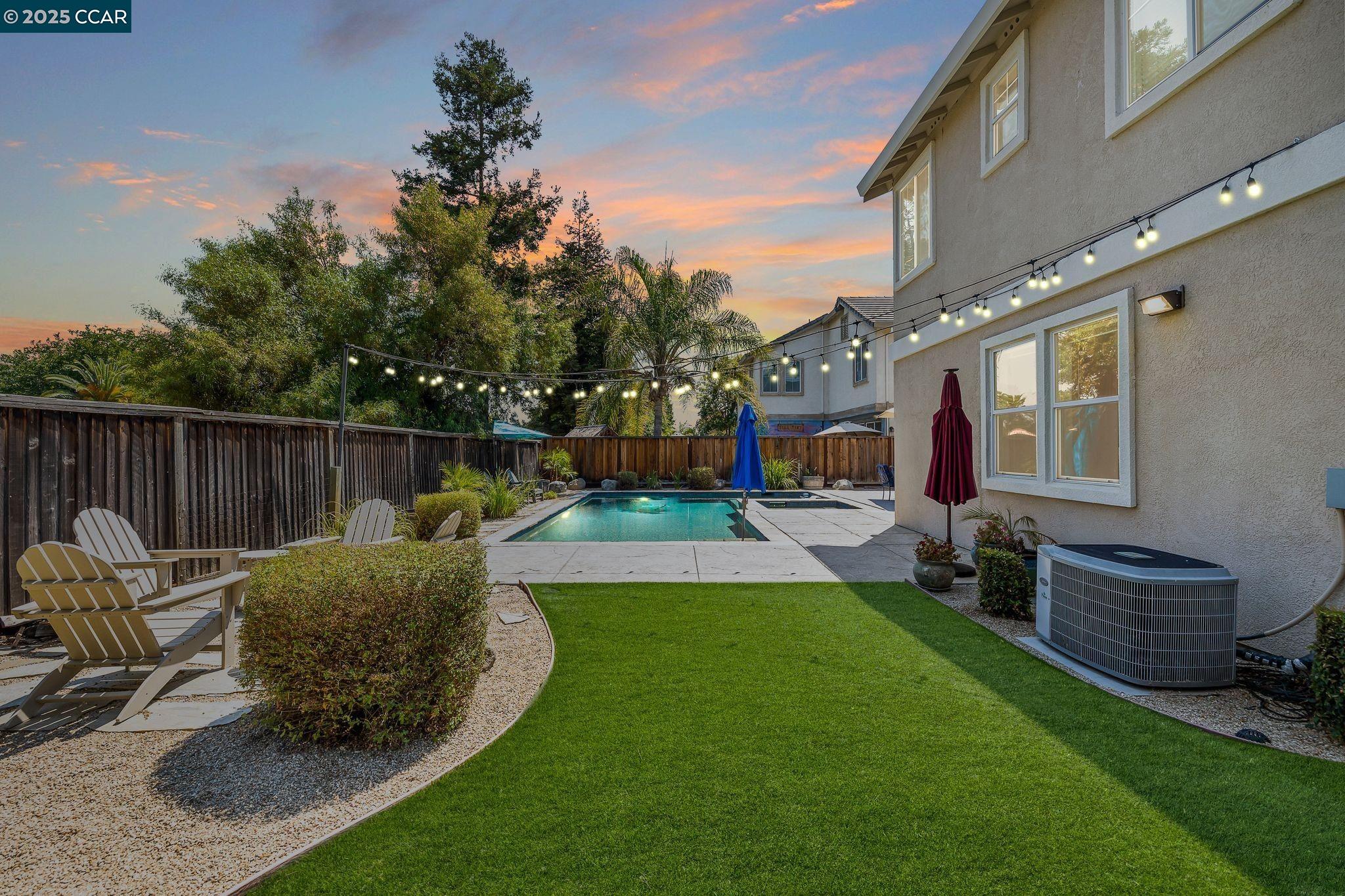 127 Sanford Ct