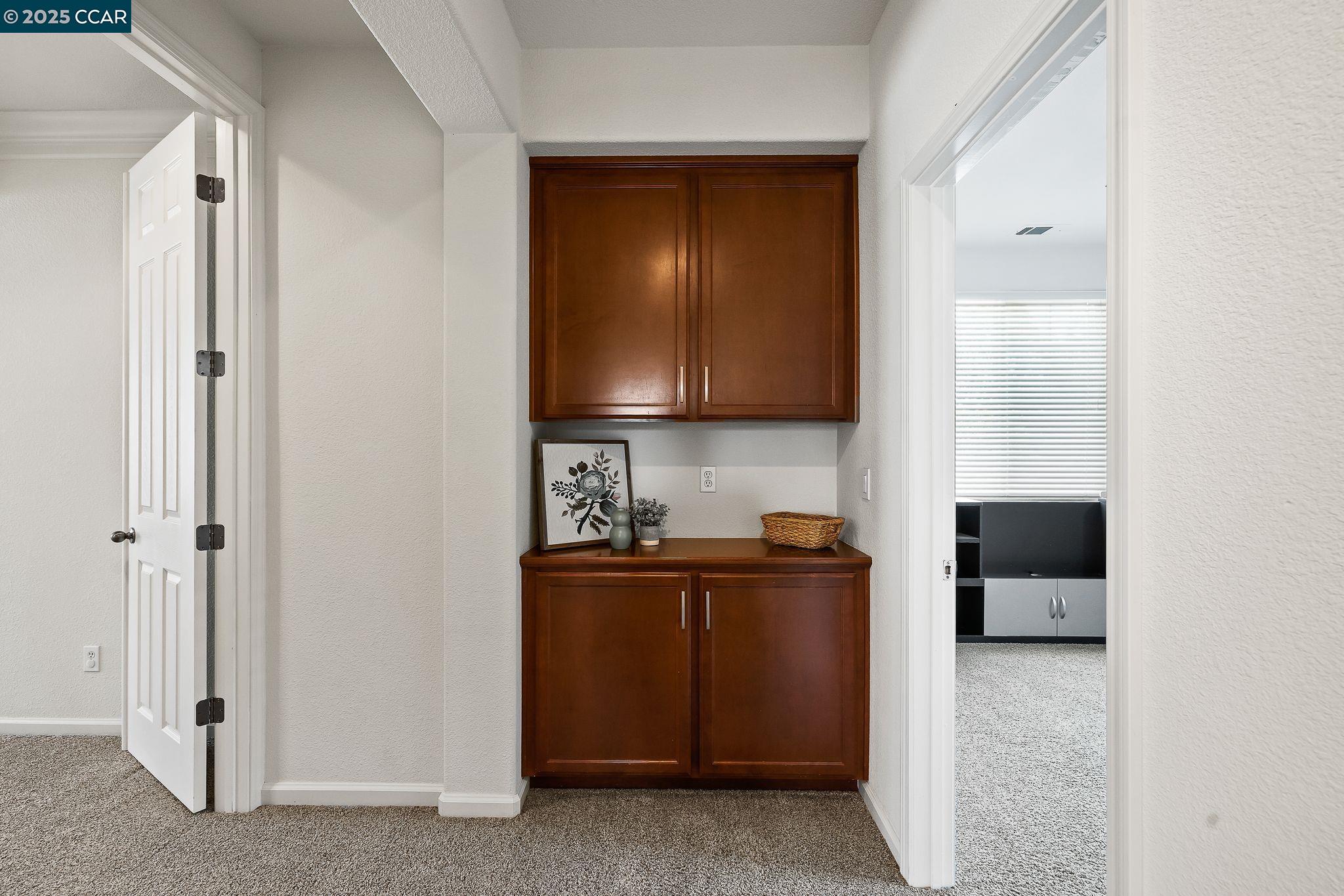127 Sanford Ct
