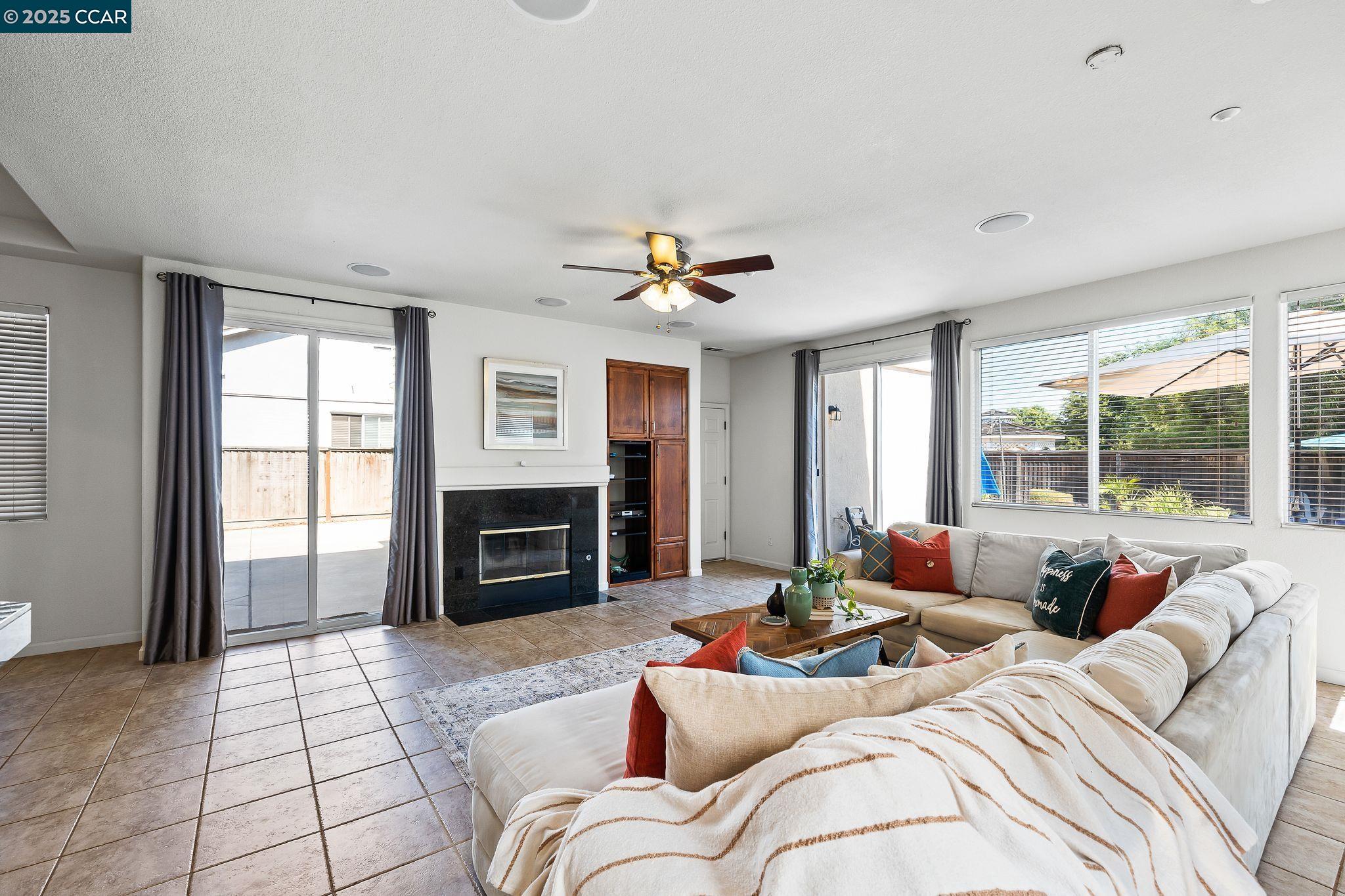 127 Sanford Ct