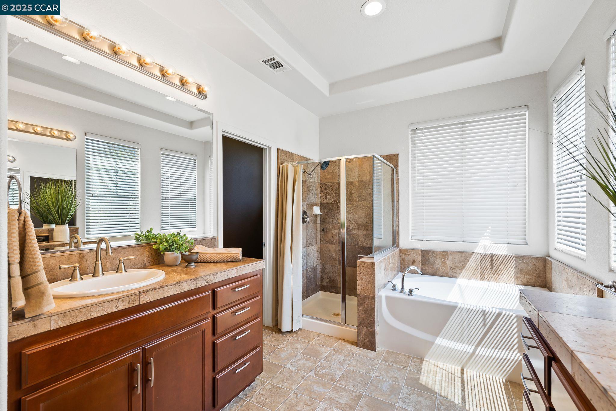127 Sanford Ct