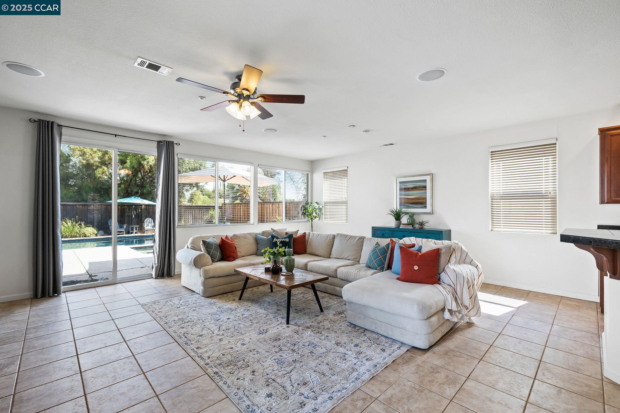 127 Sanford Ct