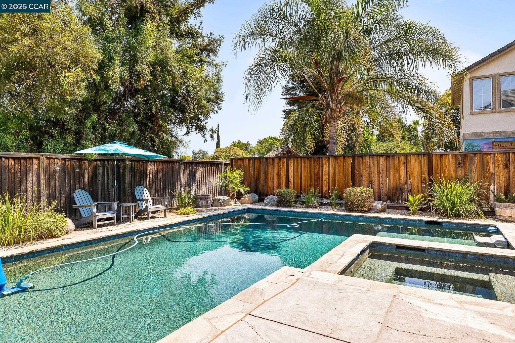 127 Sanford Ct