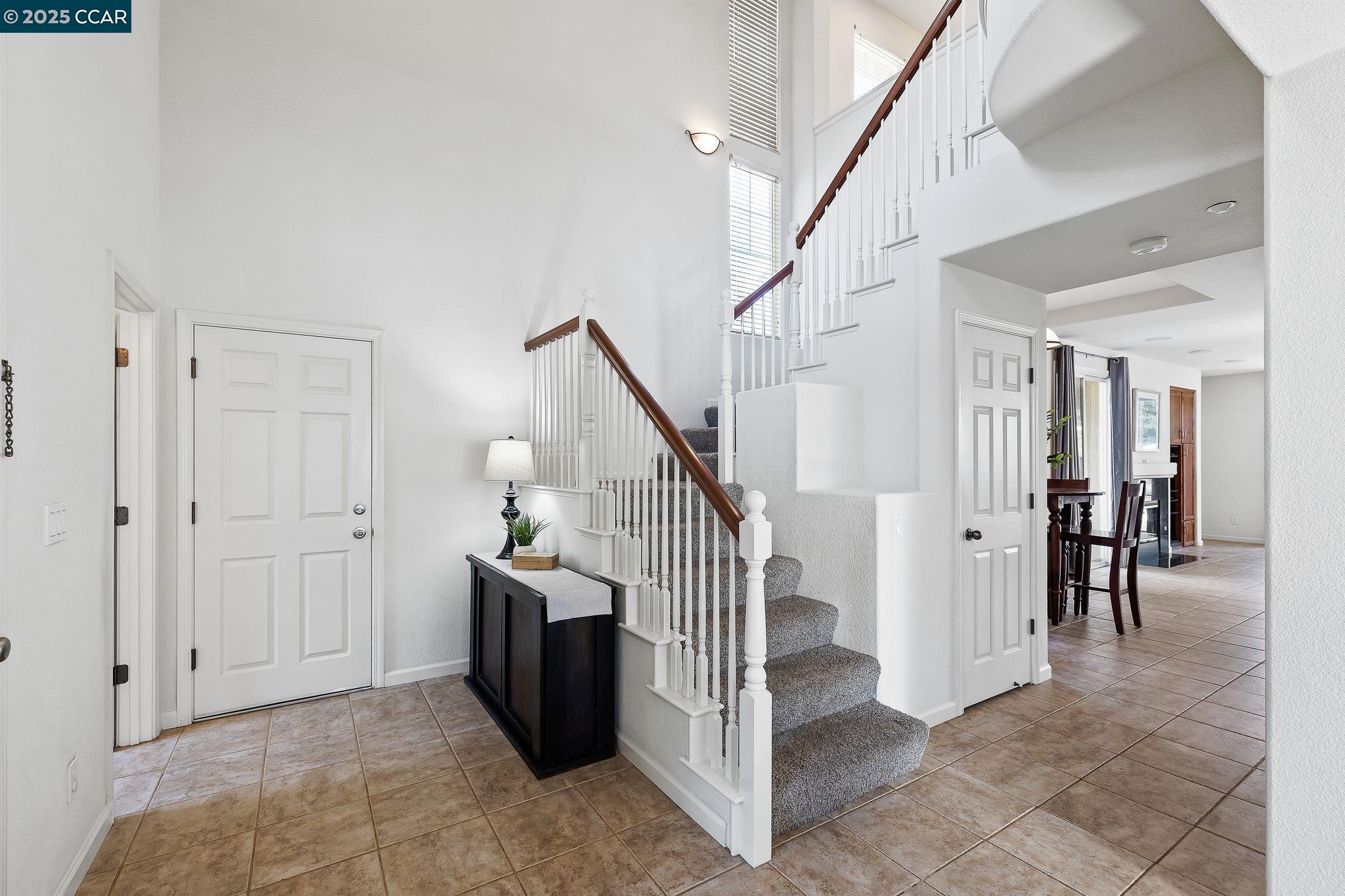 127 Sanford Ct