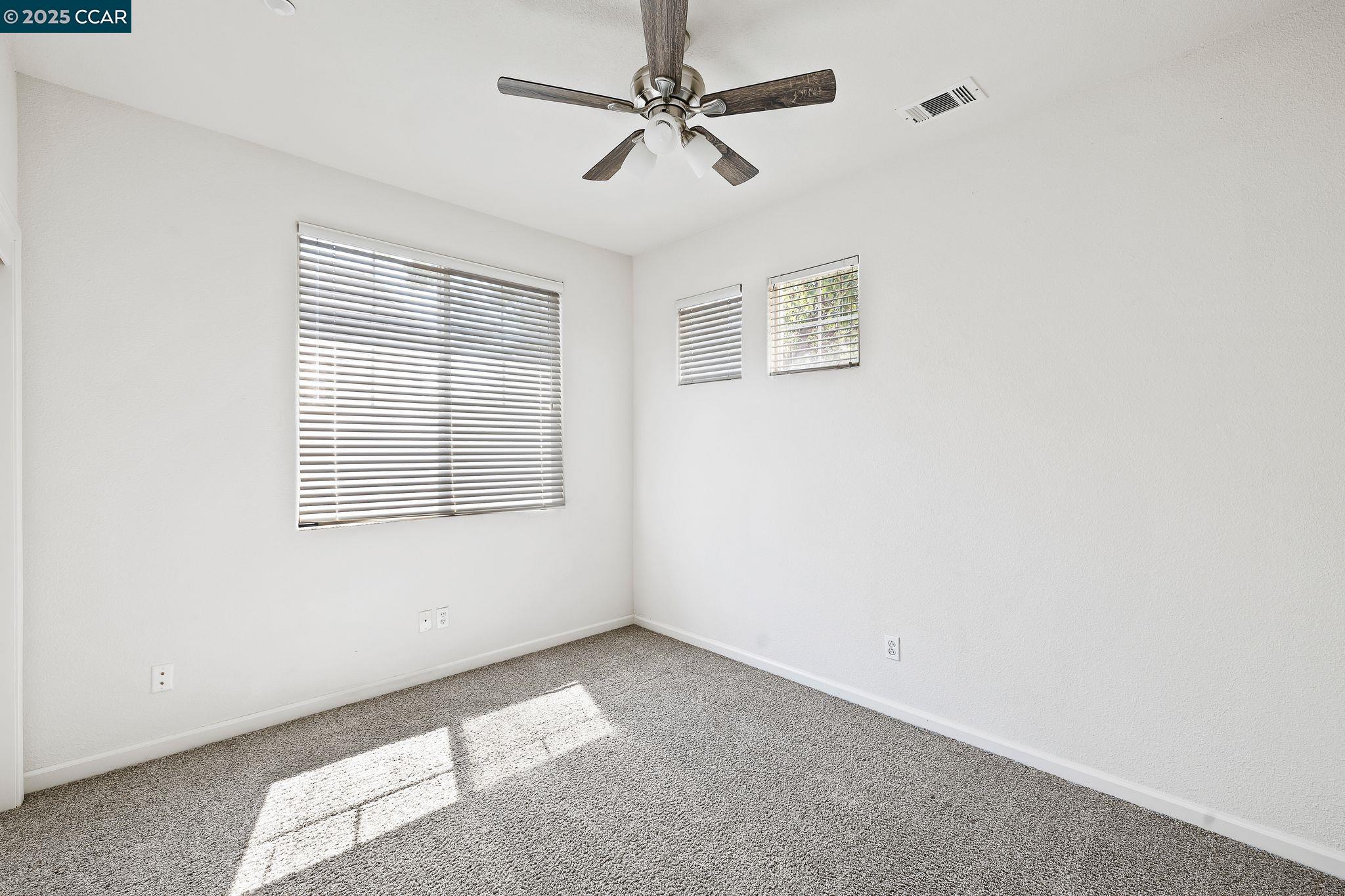 127 Sanford Ct