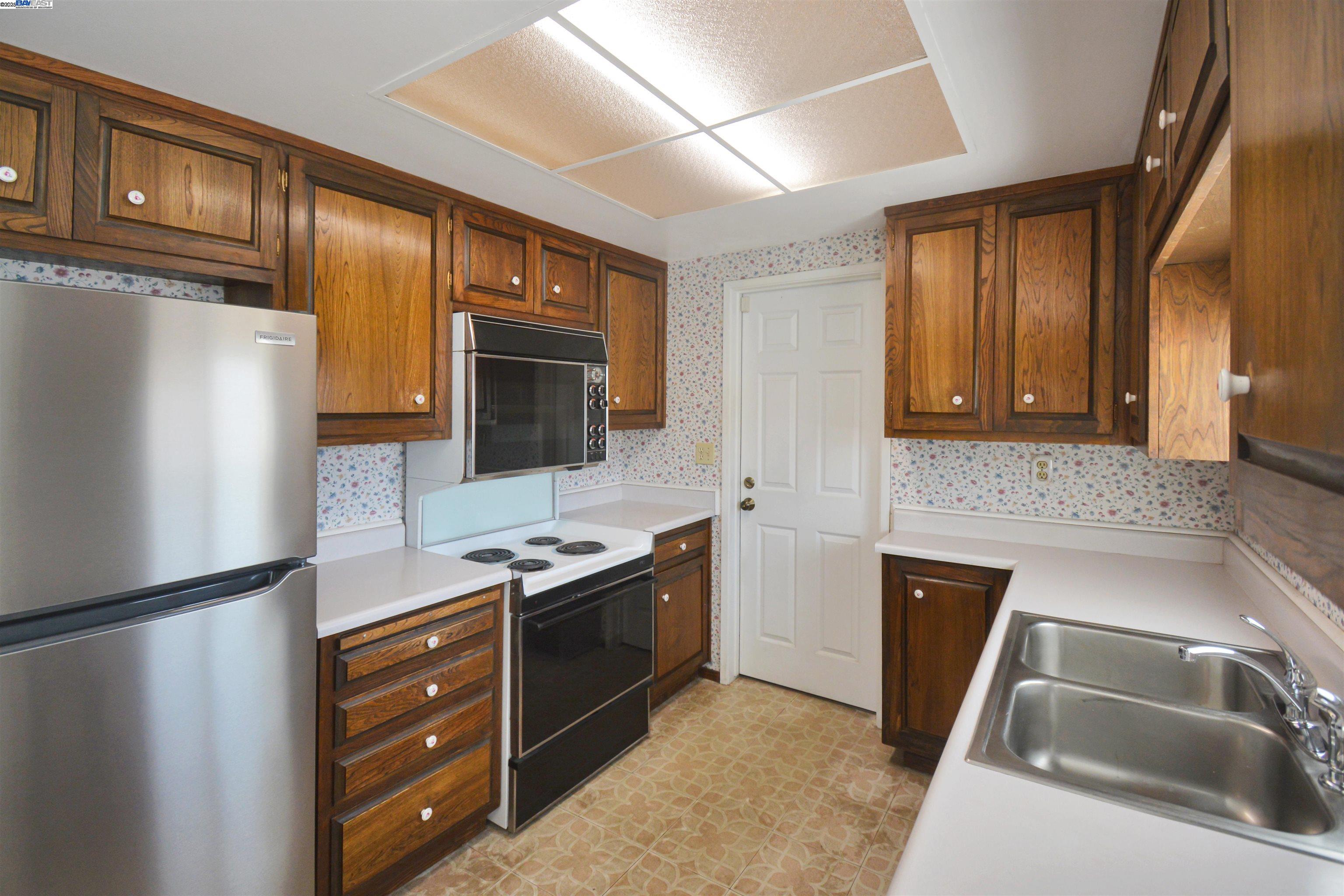 2120 Shasta