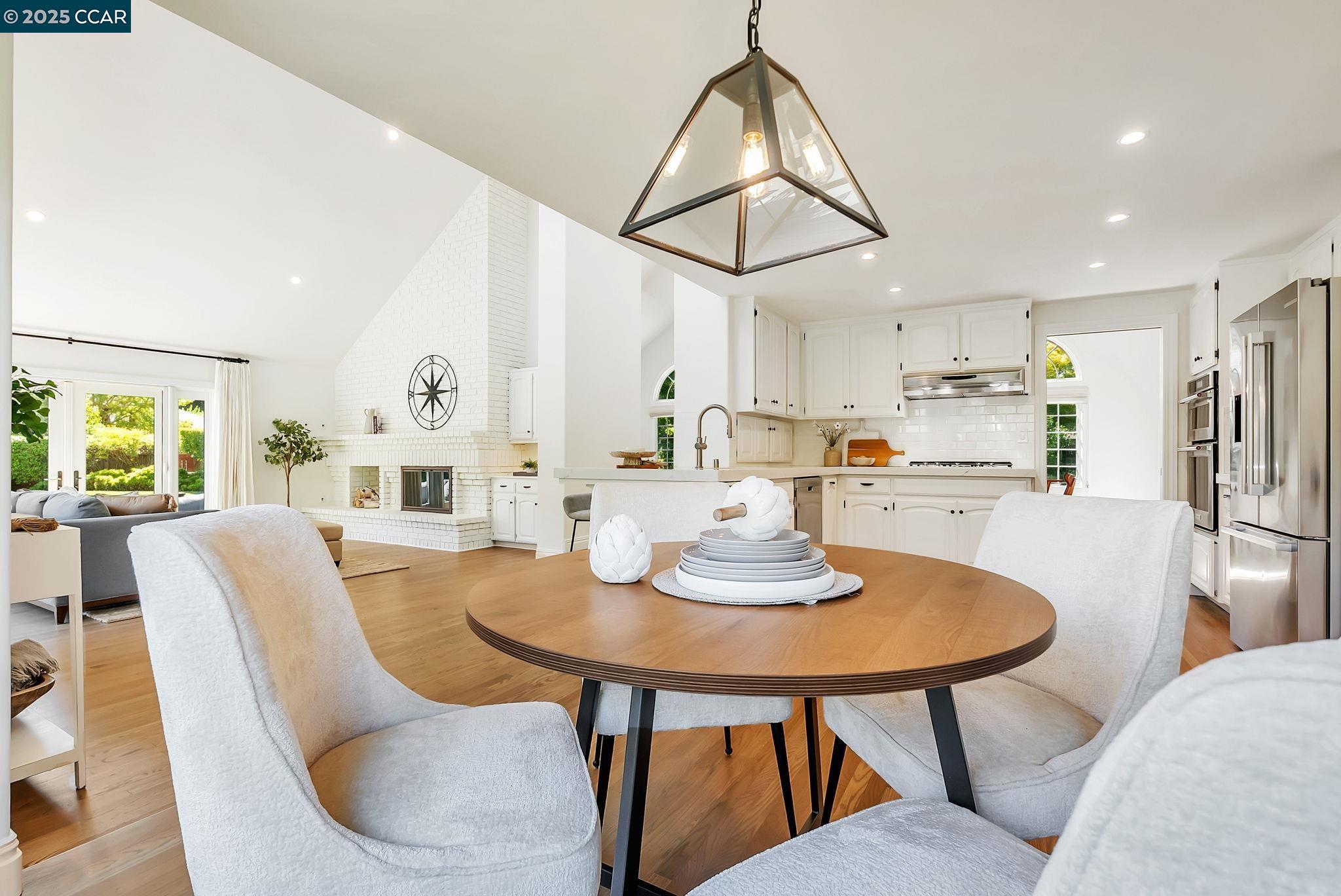 21 Carriage Ct