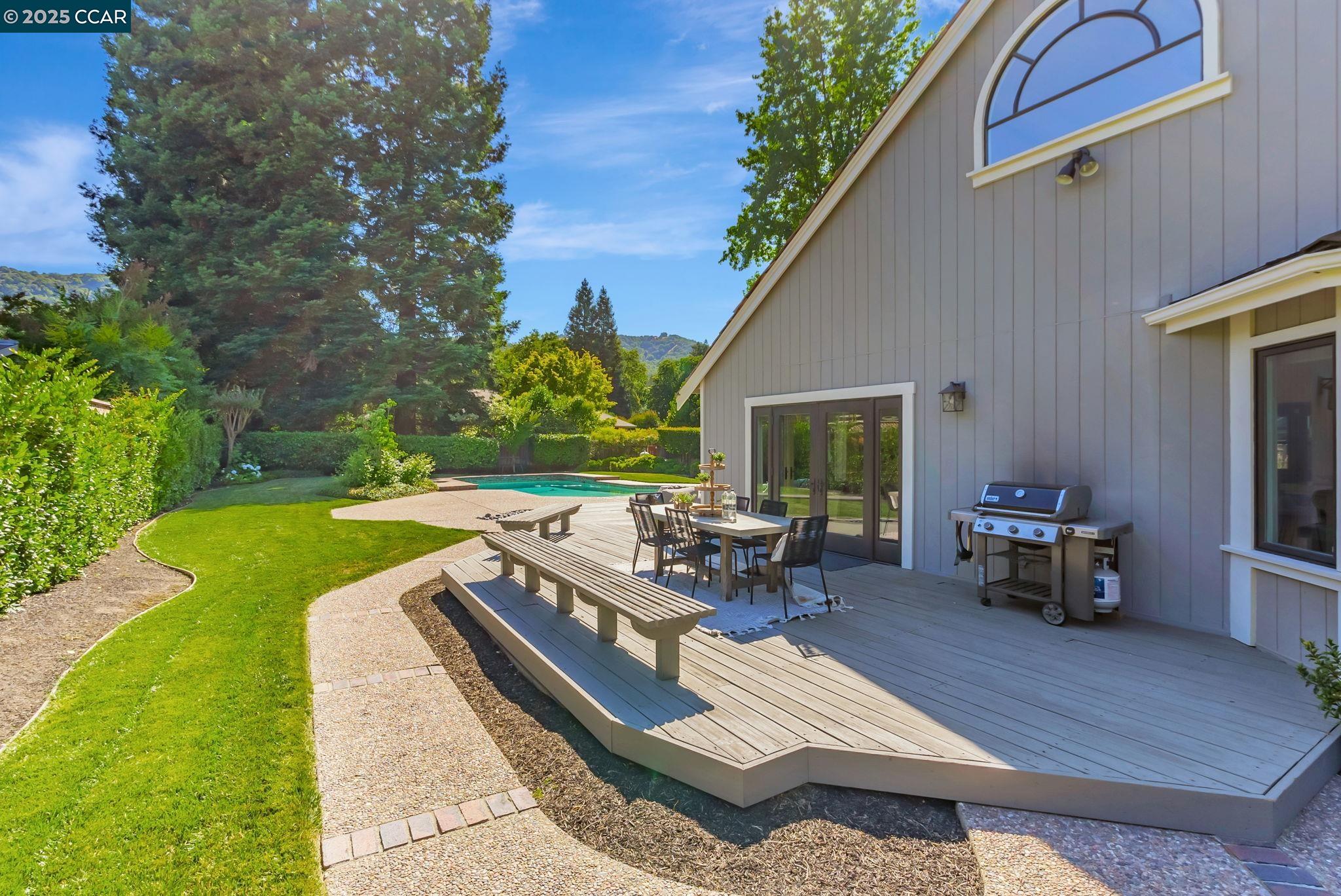 21 Carriage Ct