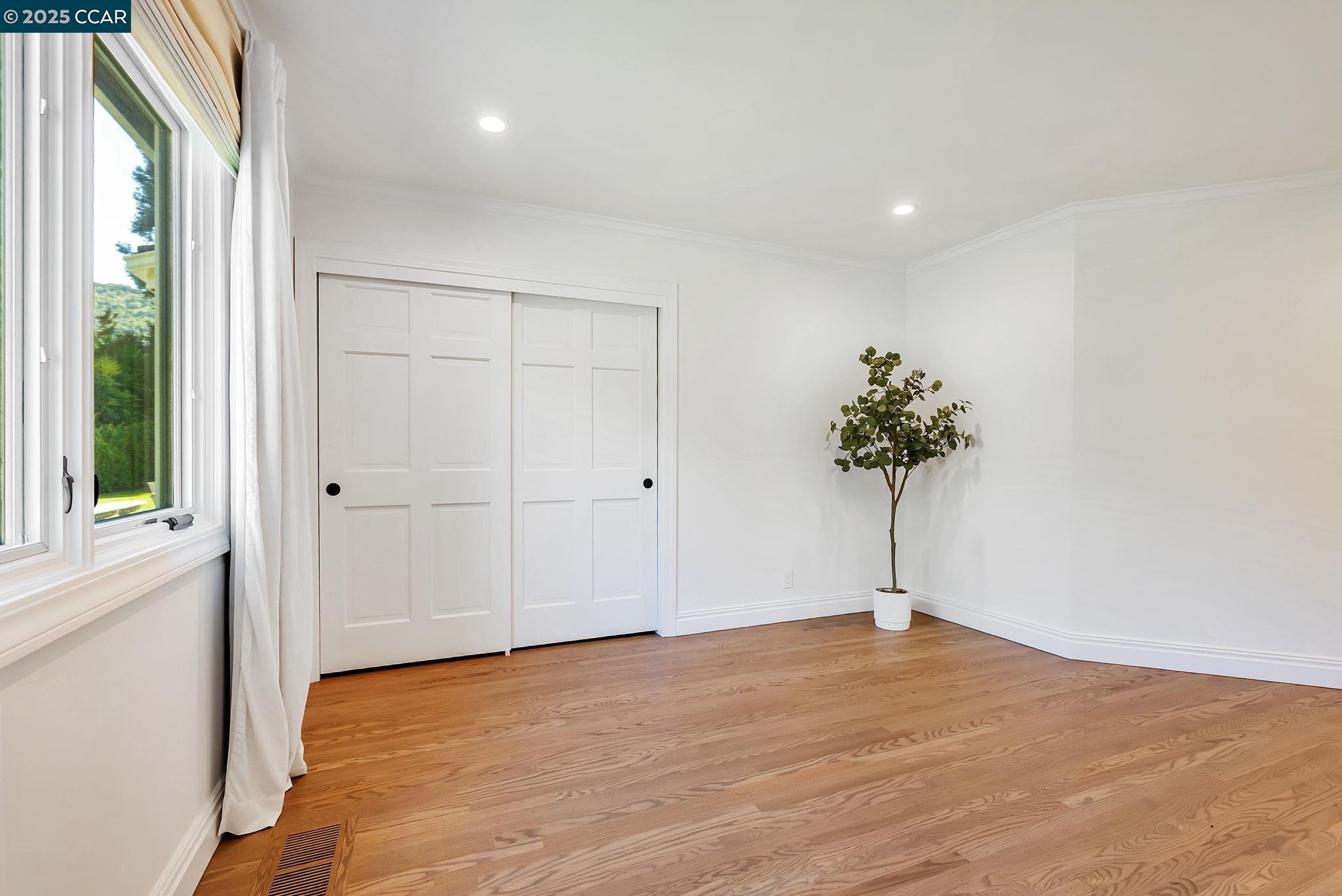 21 Carriage Ct