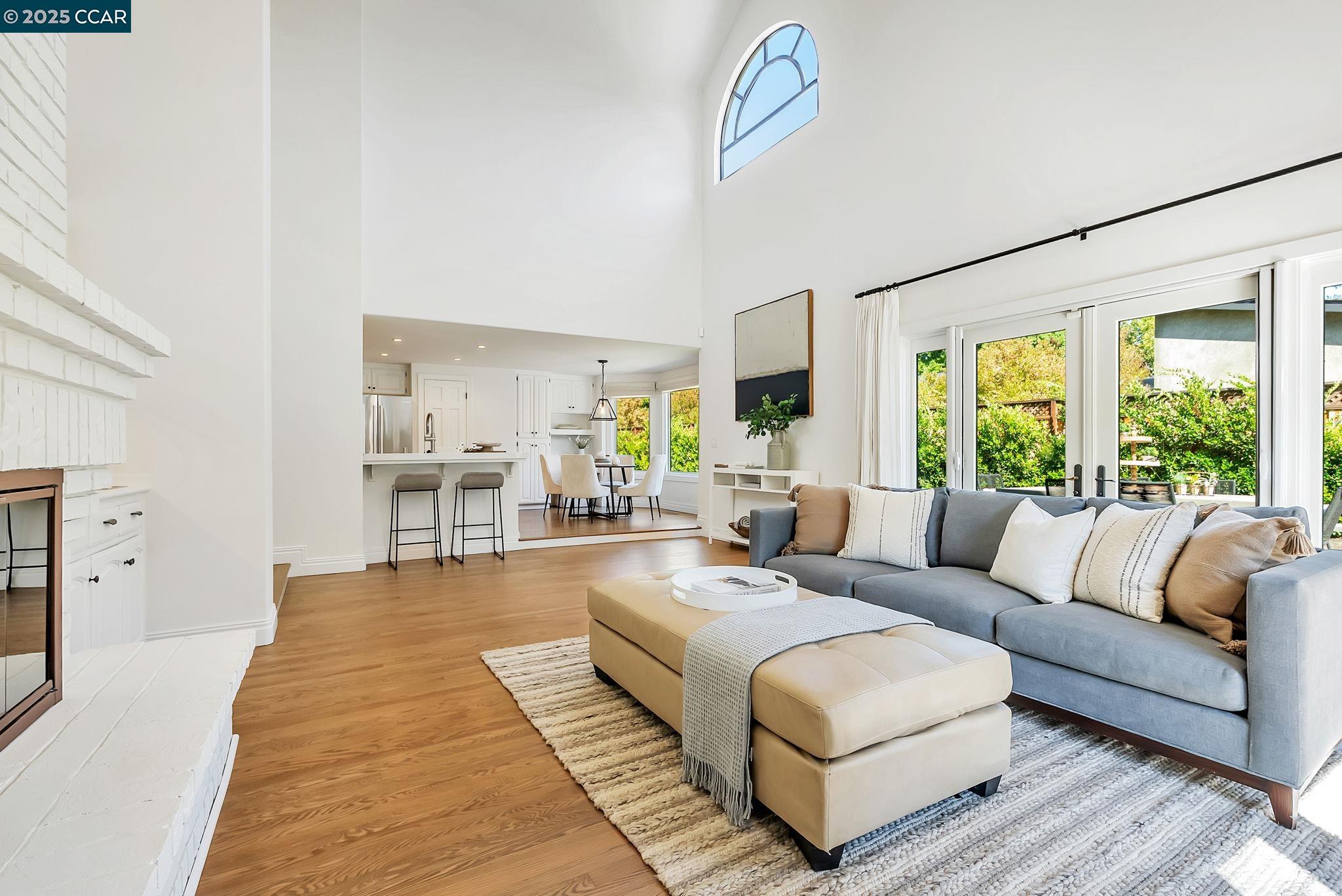 21 Carriage Ct