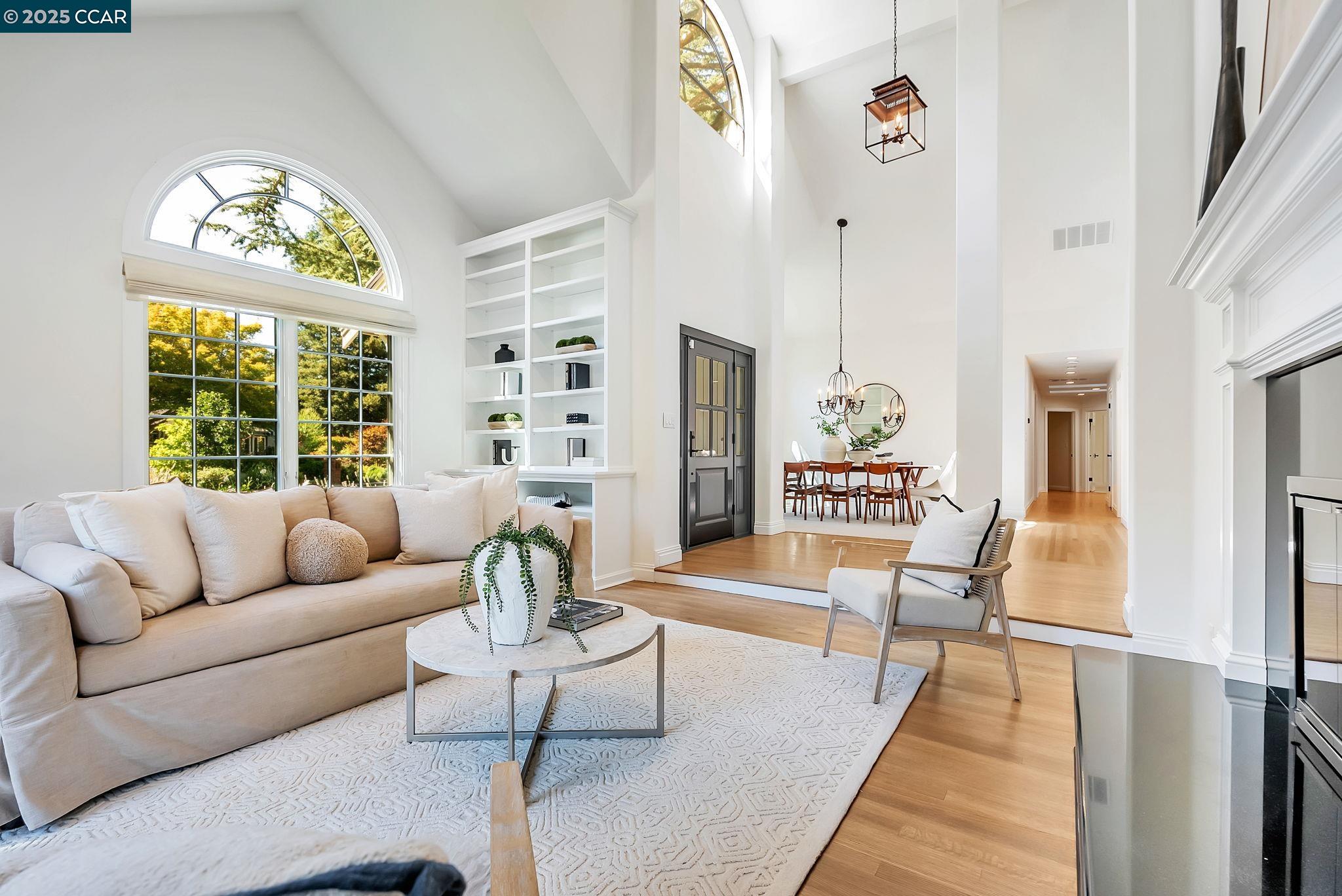 21 Carriage Ct