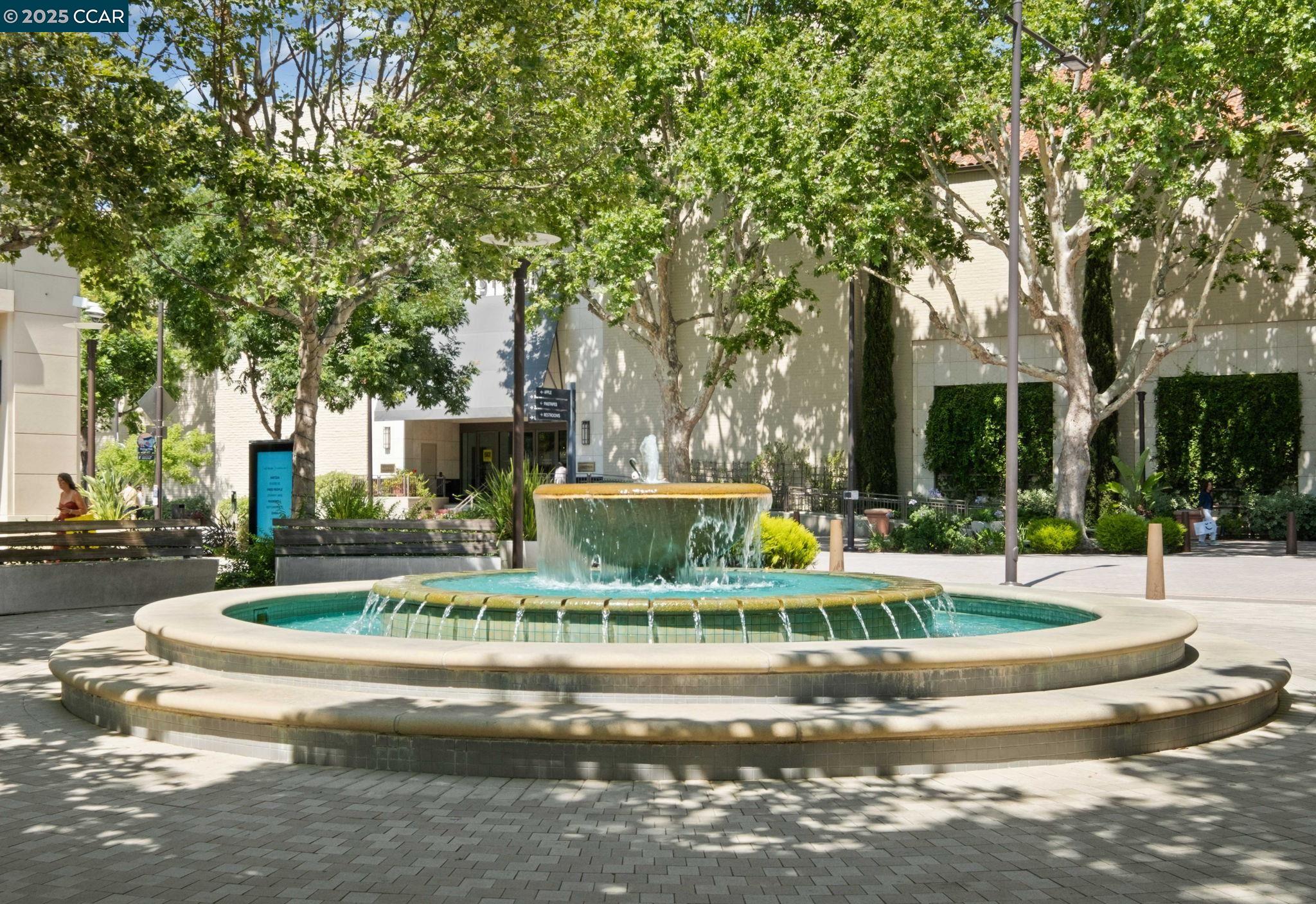 118 Del Monte Dr