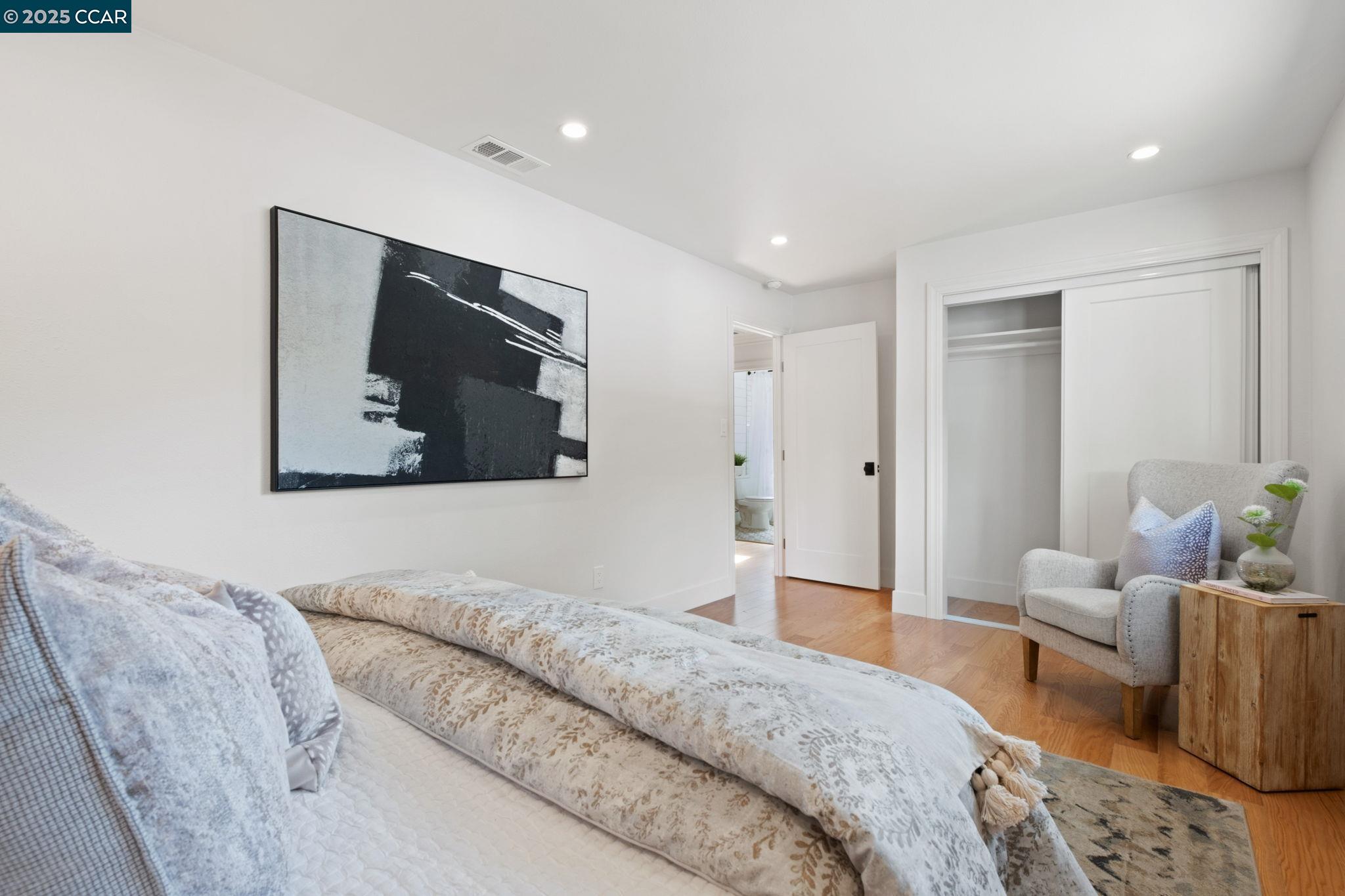 118 Del Monte Dr