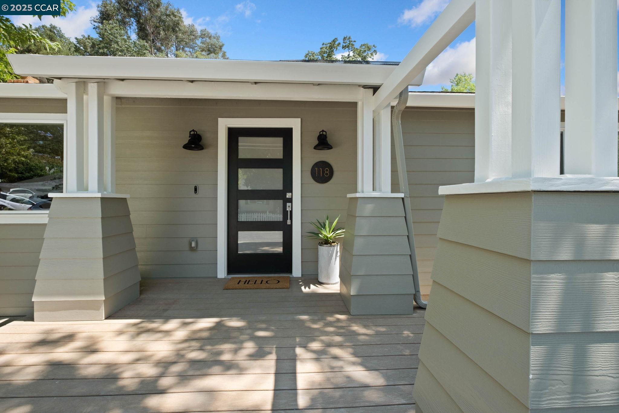 118 Del Monte Dr