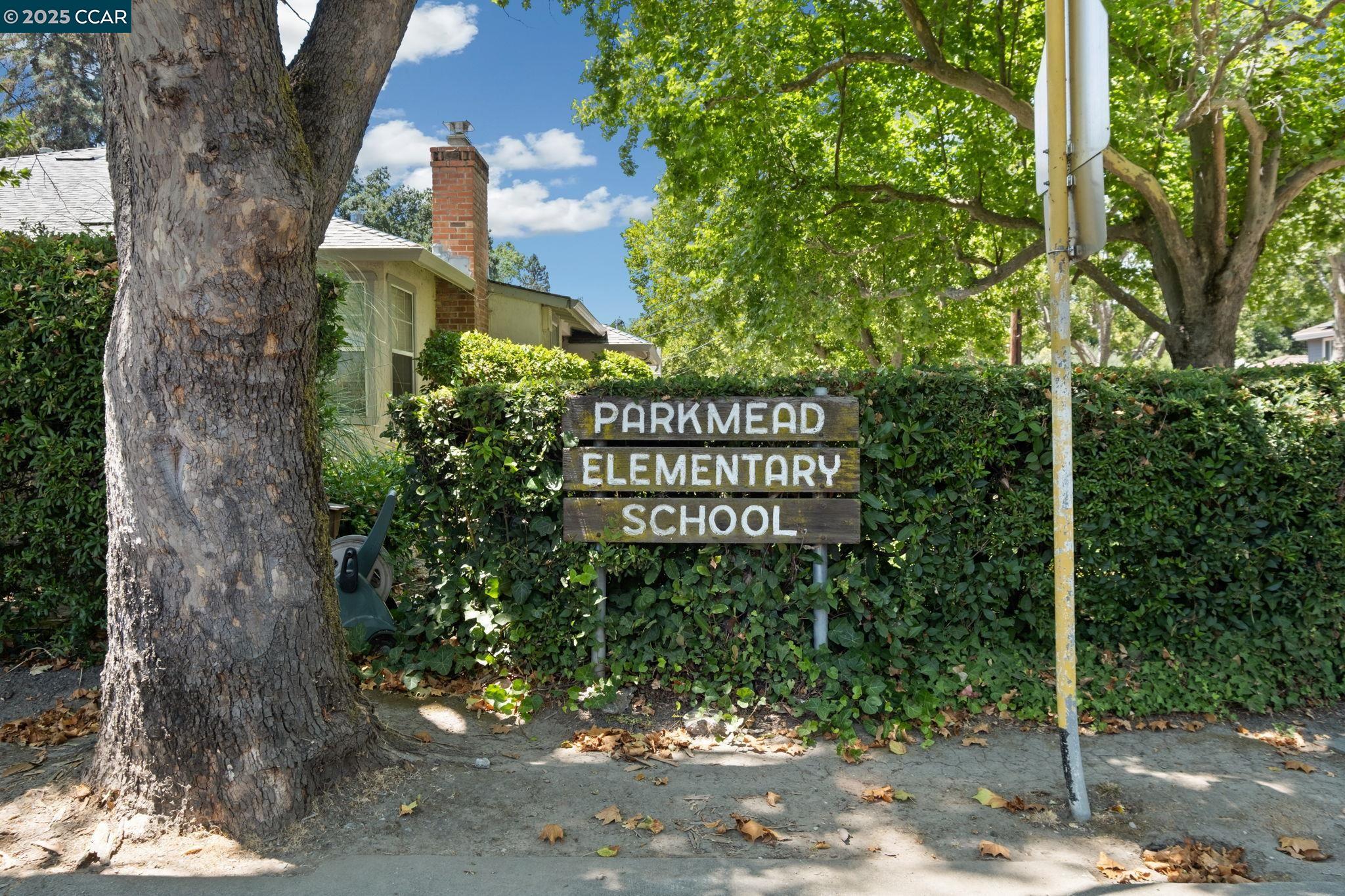 118 Del Monte Dr