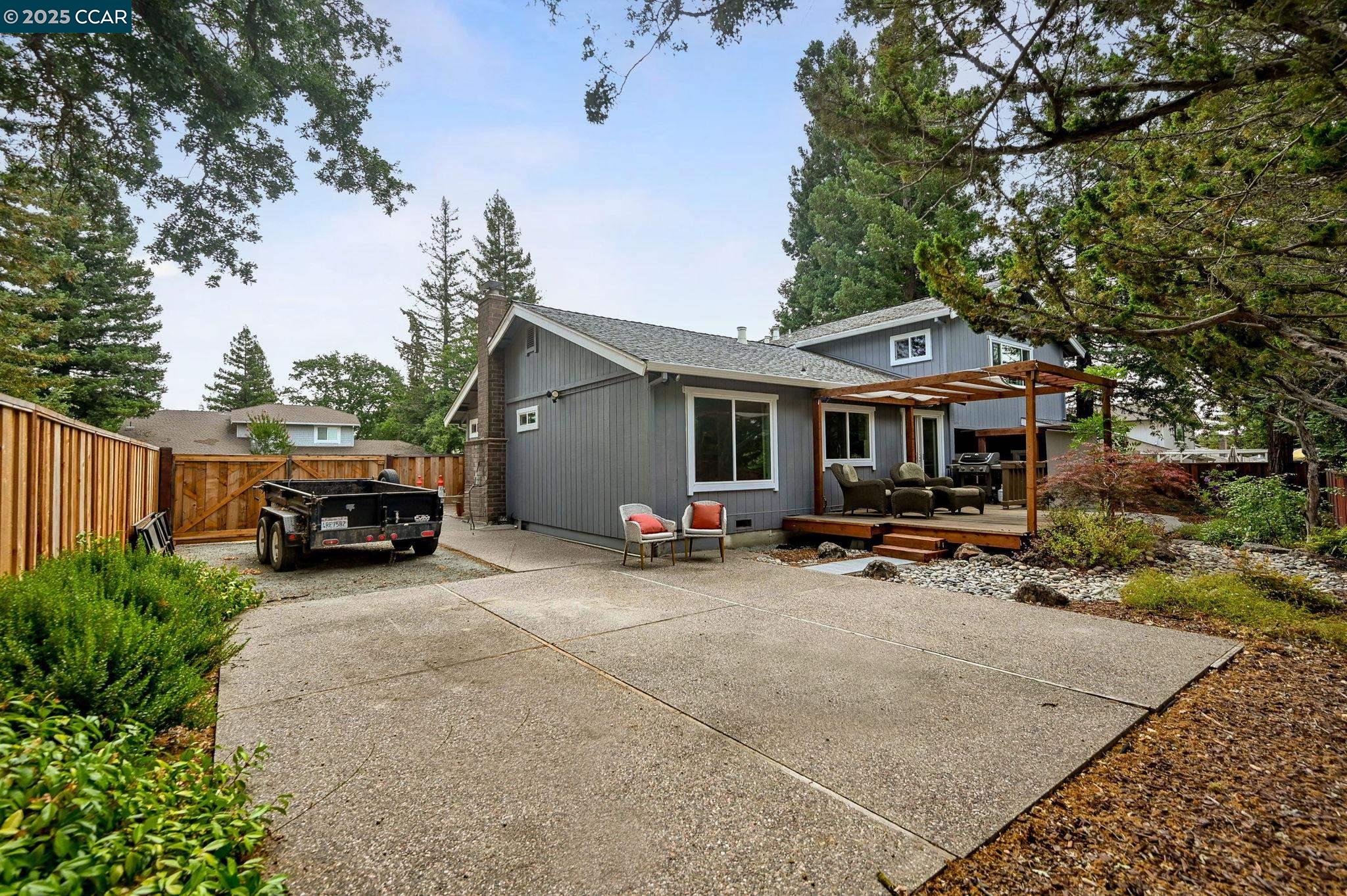101 Stowbridge Ct.