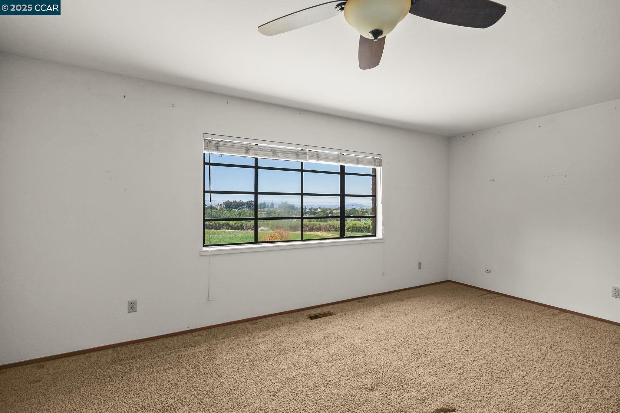 801 Laurel Ct