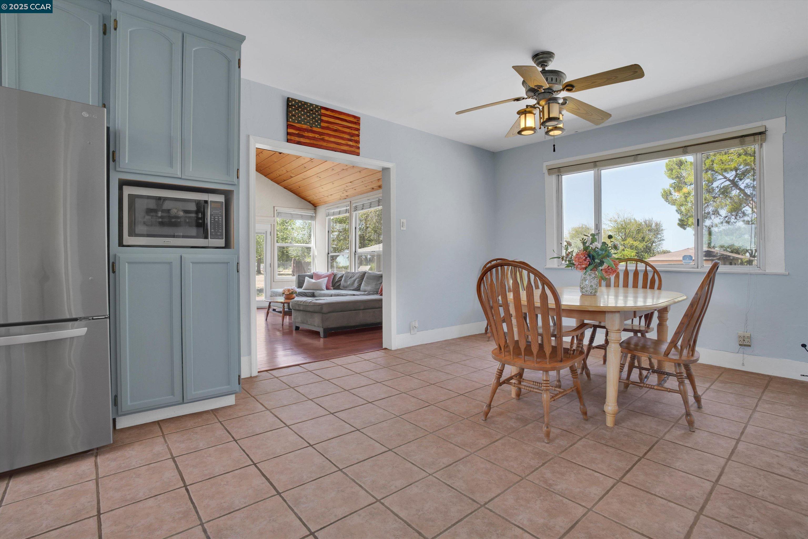 2705 Delta Rd