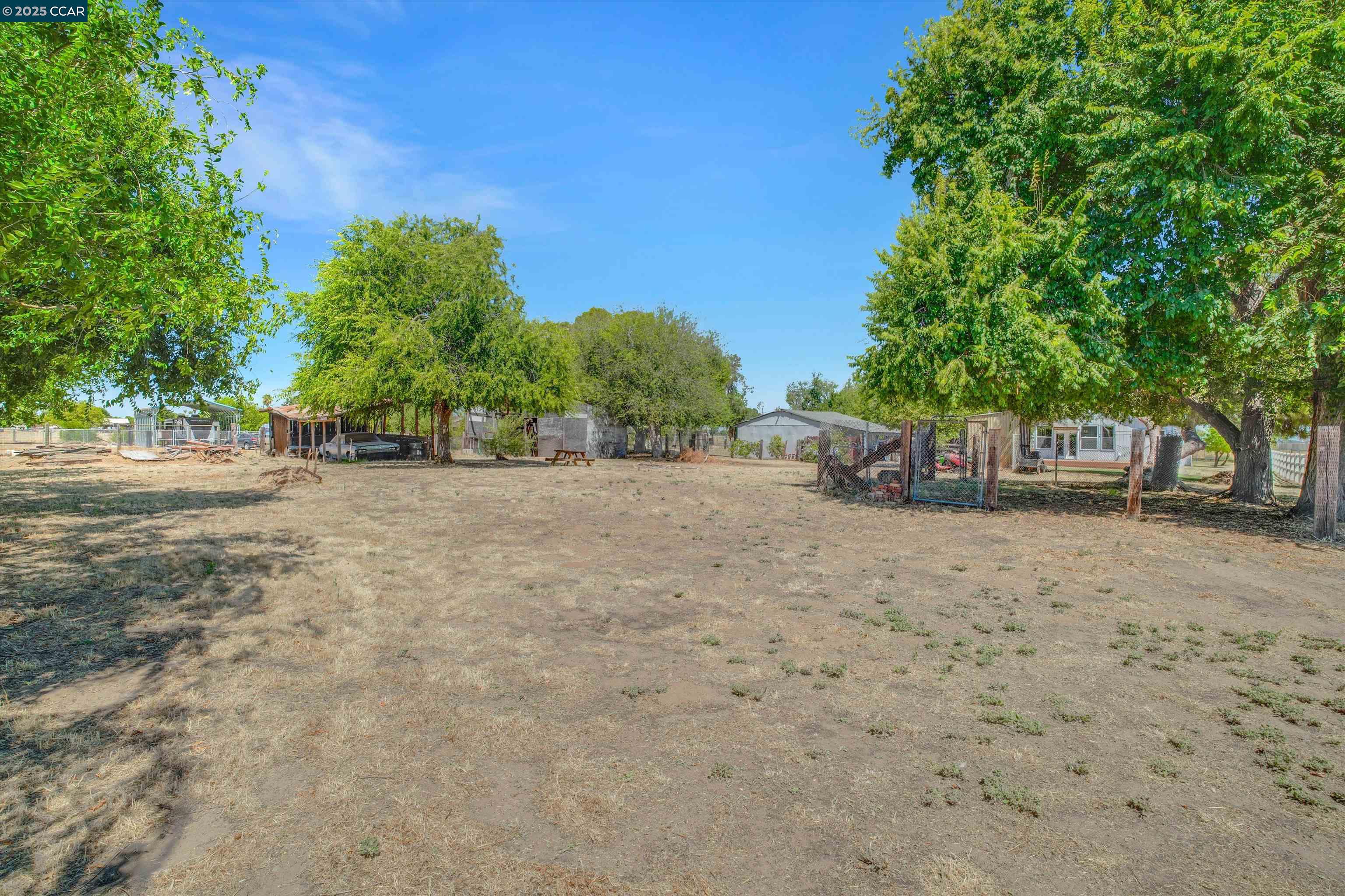 2705 Delta Rd