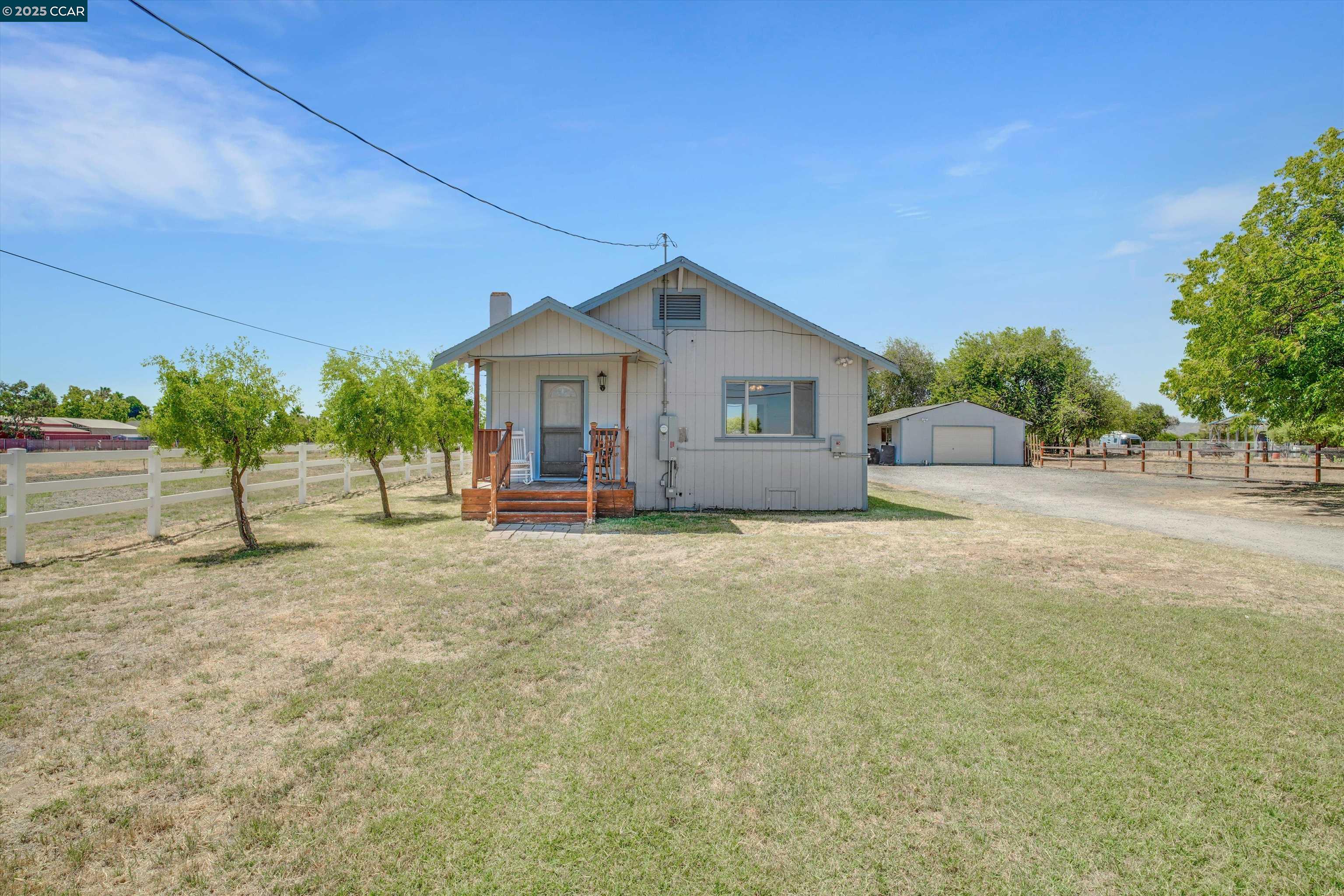 2705 Delta Rd