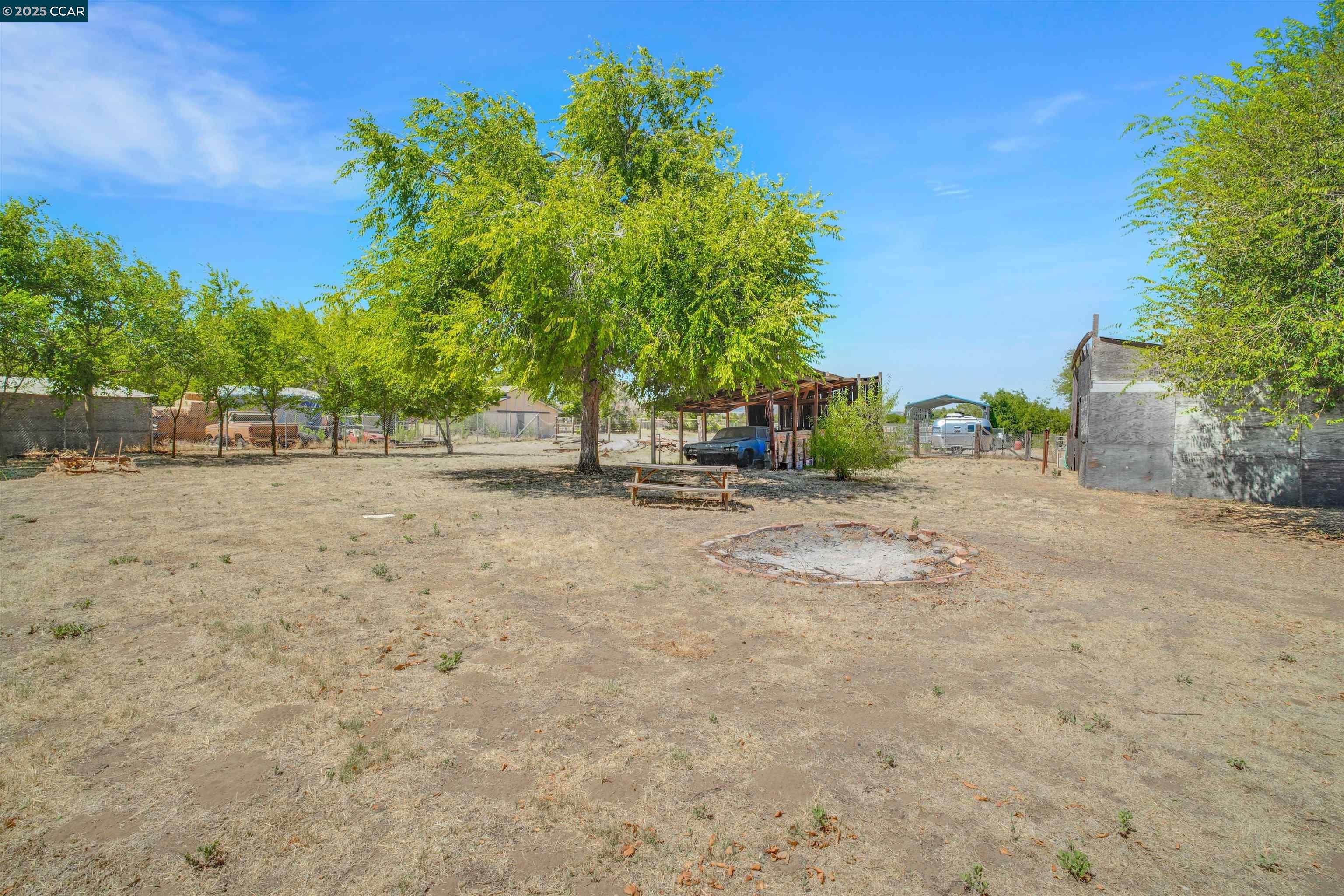 2705 Delta Rd