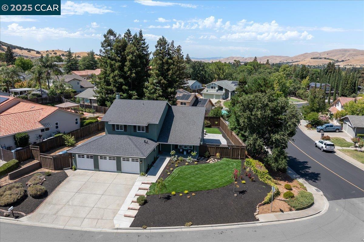 102 Mt Trinity Ct