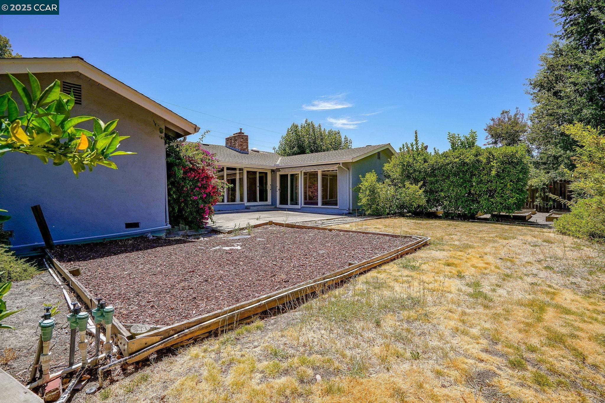 1801 Whitman Rd