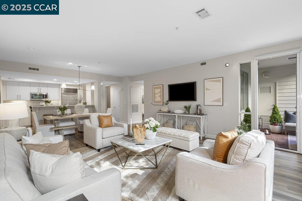 1655 N CALIFORNIA # 131