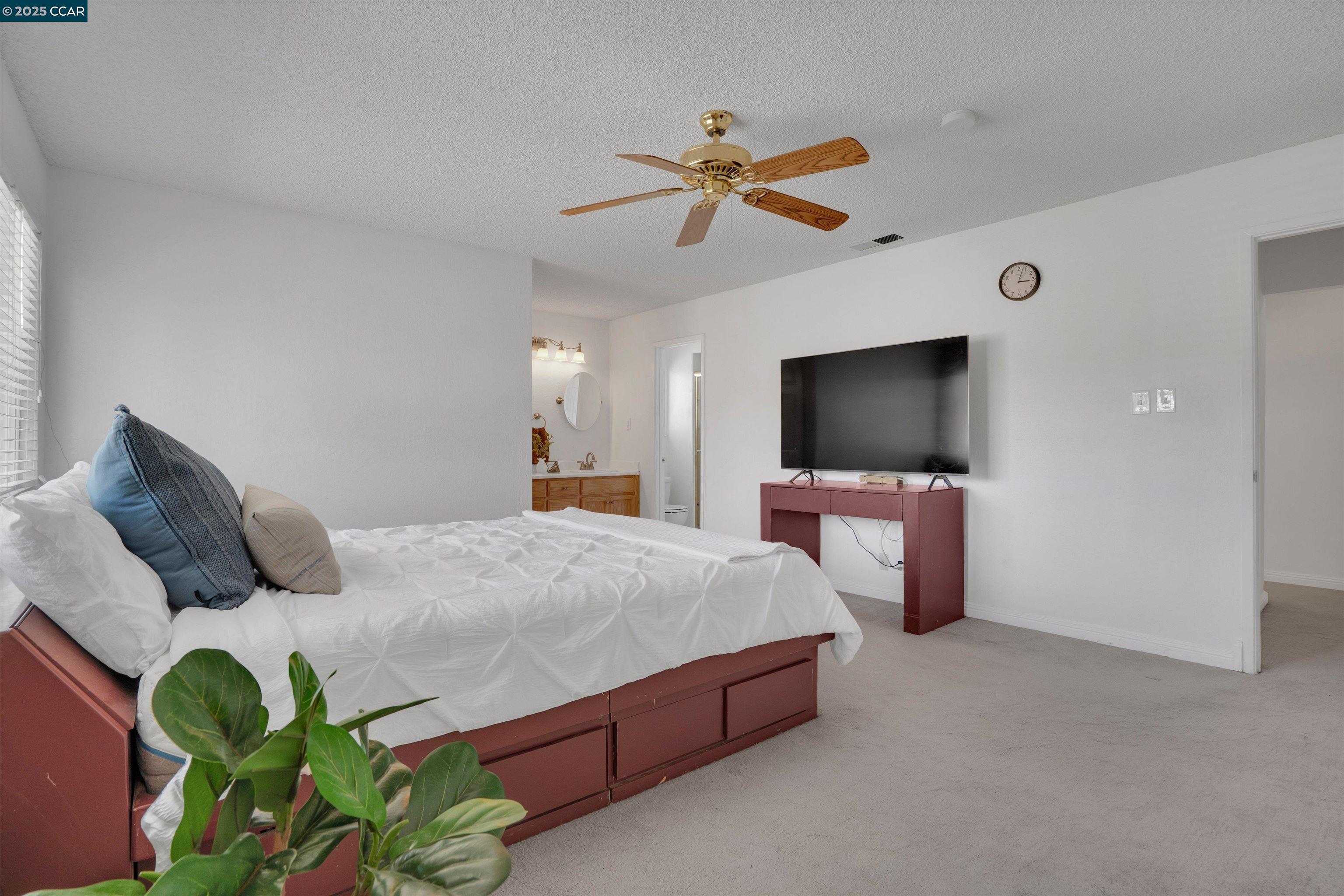 920 Gloucester Ct