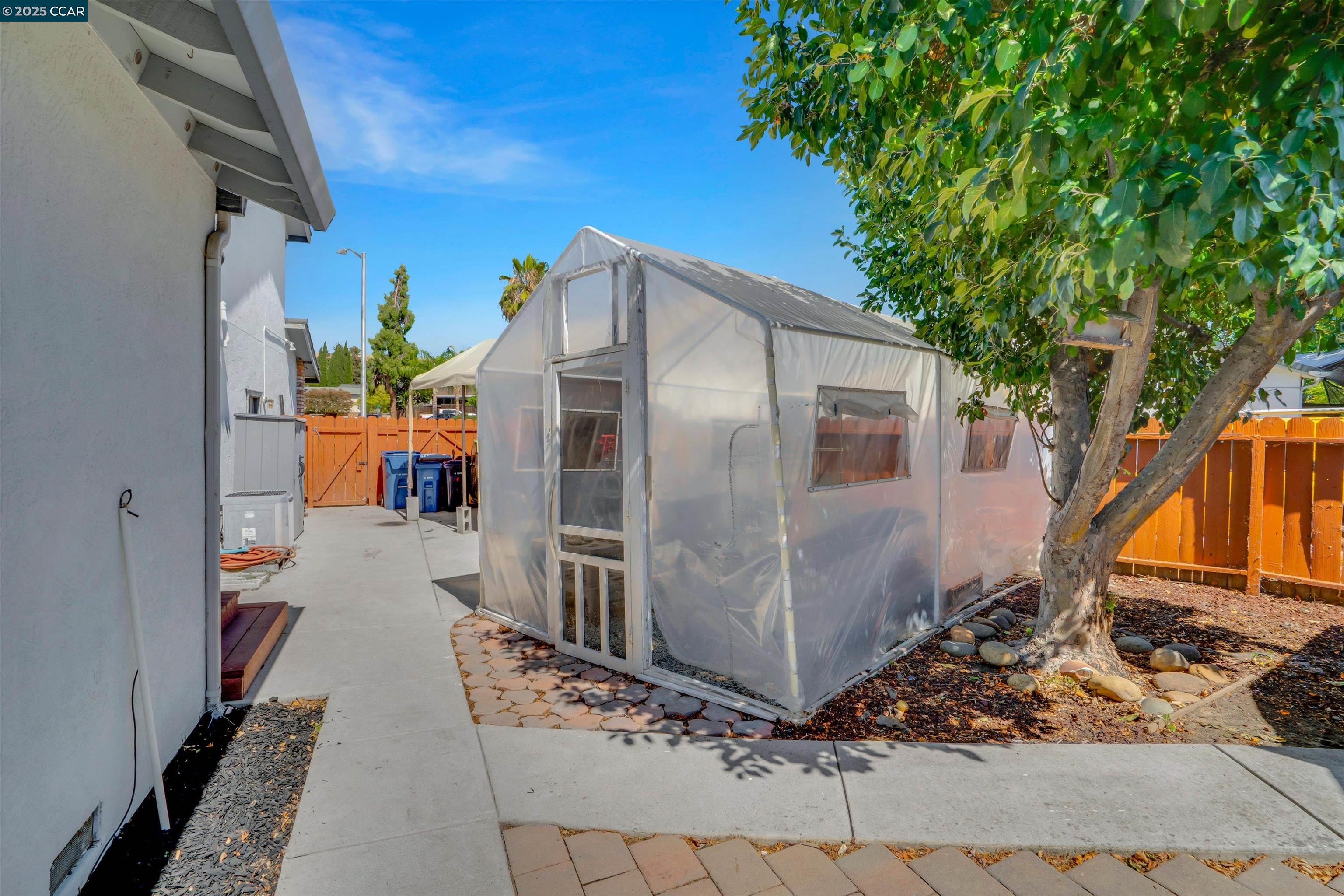 920 Gloucester Ct
