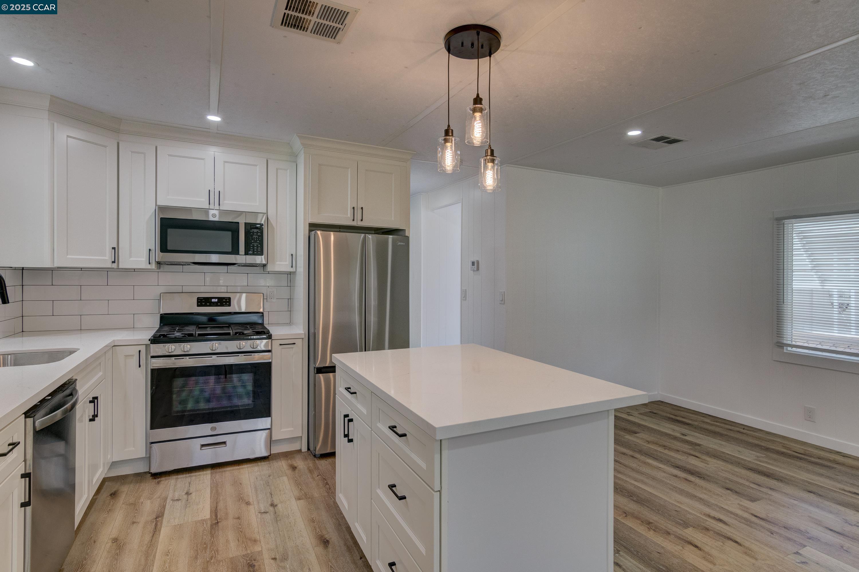 2007 DALIS DRIVE # 36