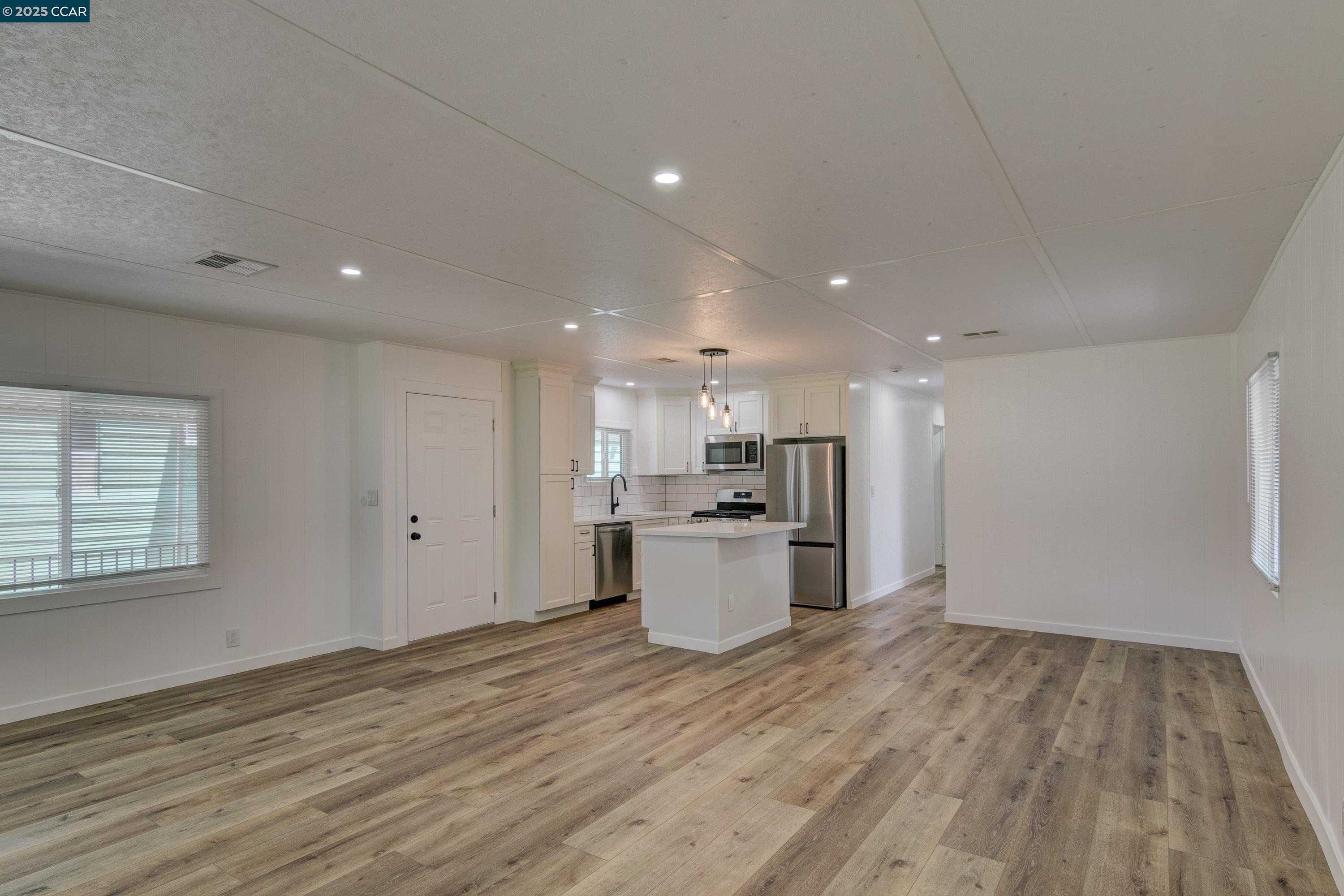 2007 DALIS DRIVE # 36