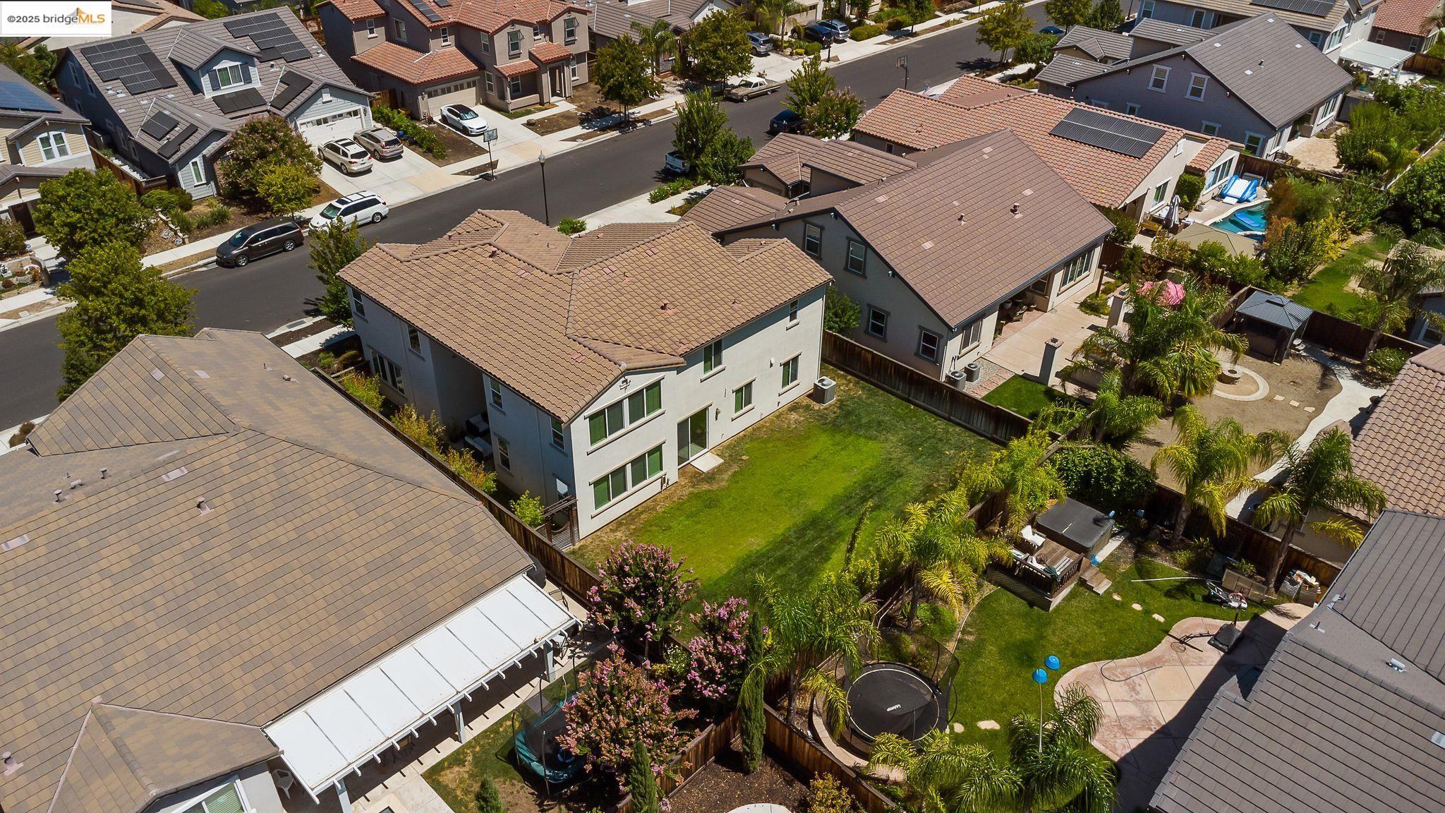566 Mandevilla Dr