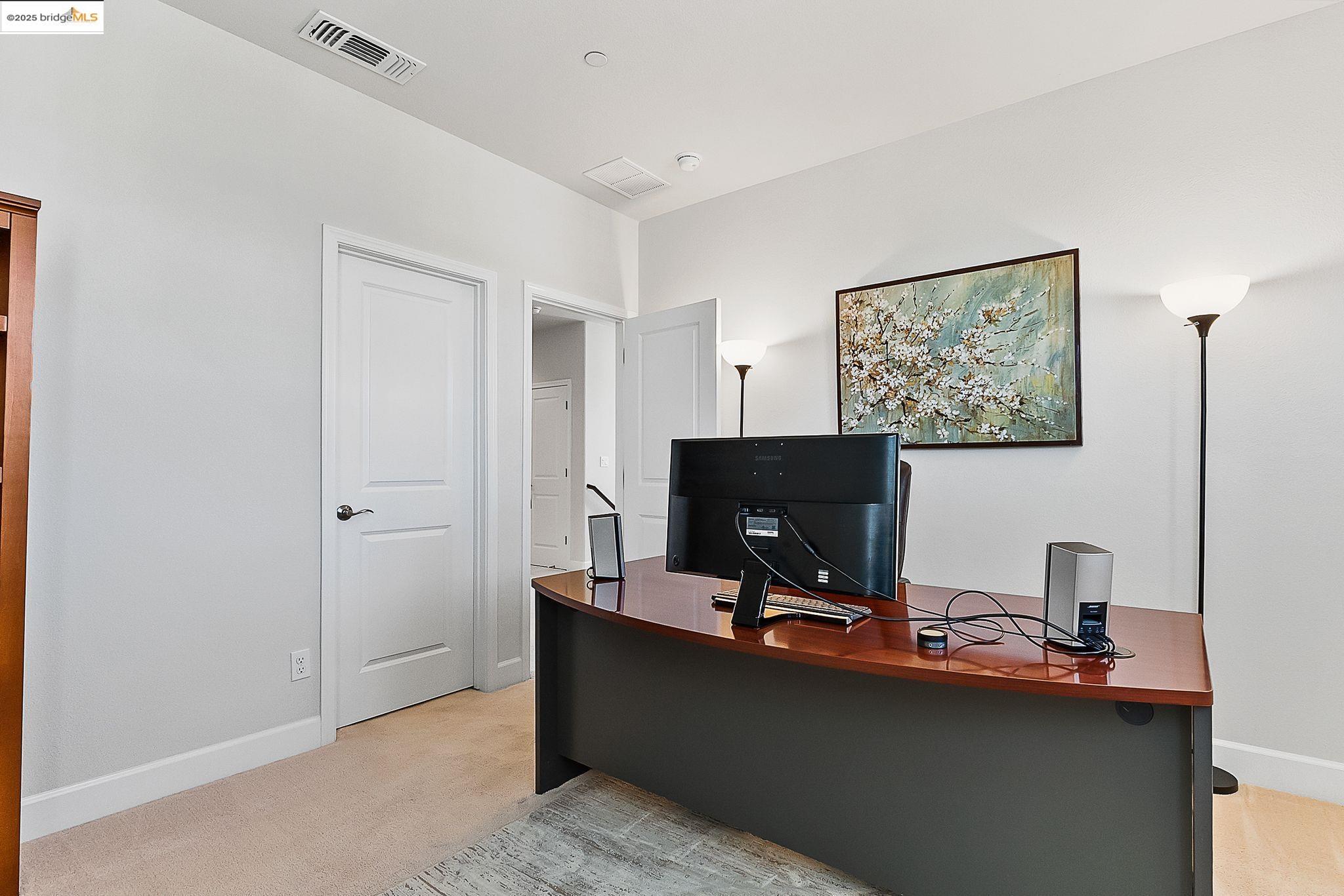 566 Mandevilla Dr
