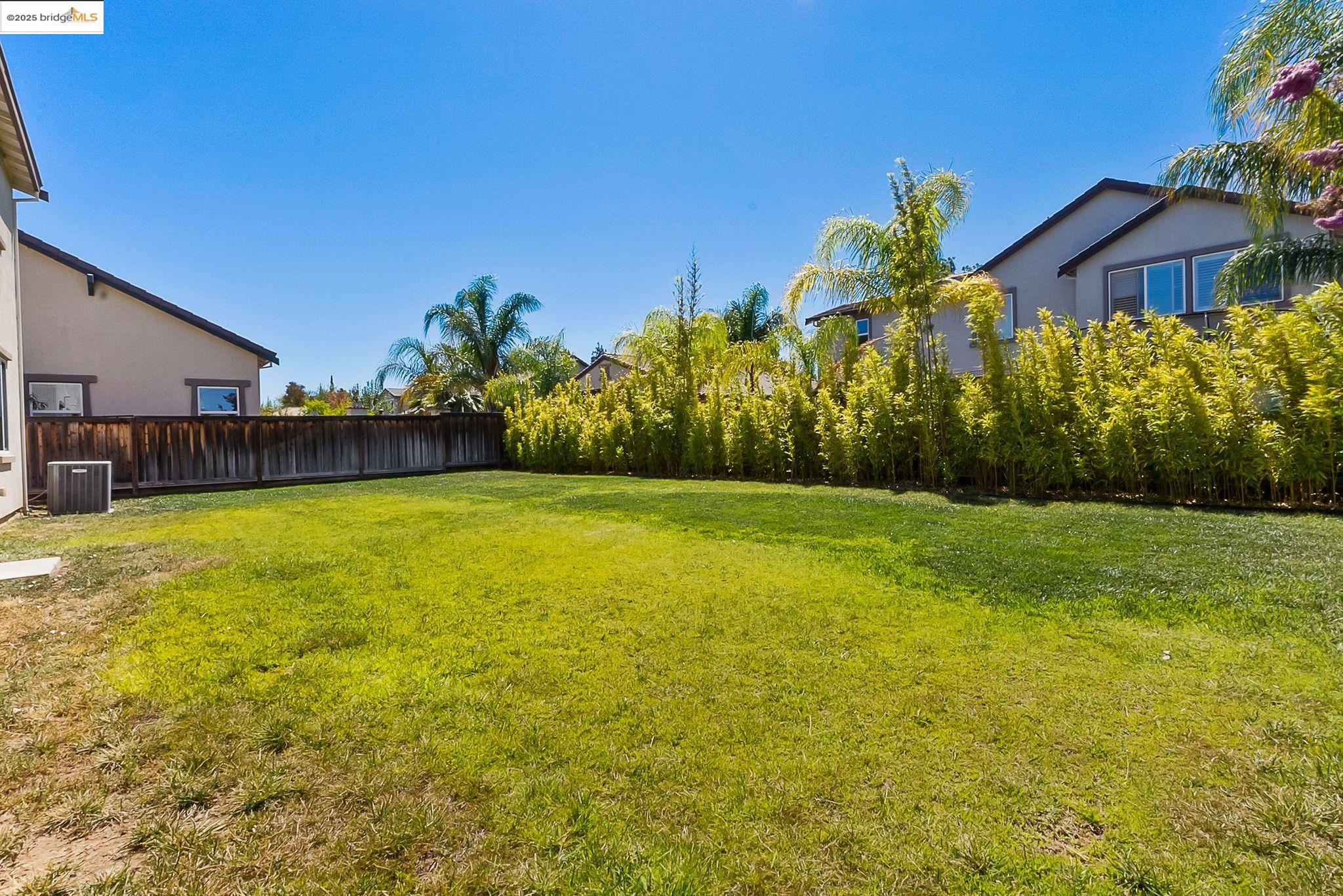 566 Mandevilla Dr