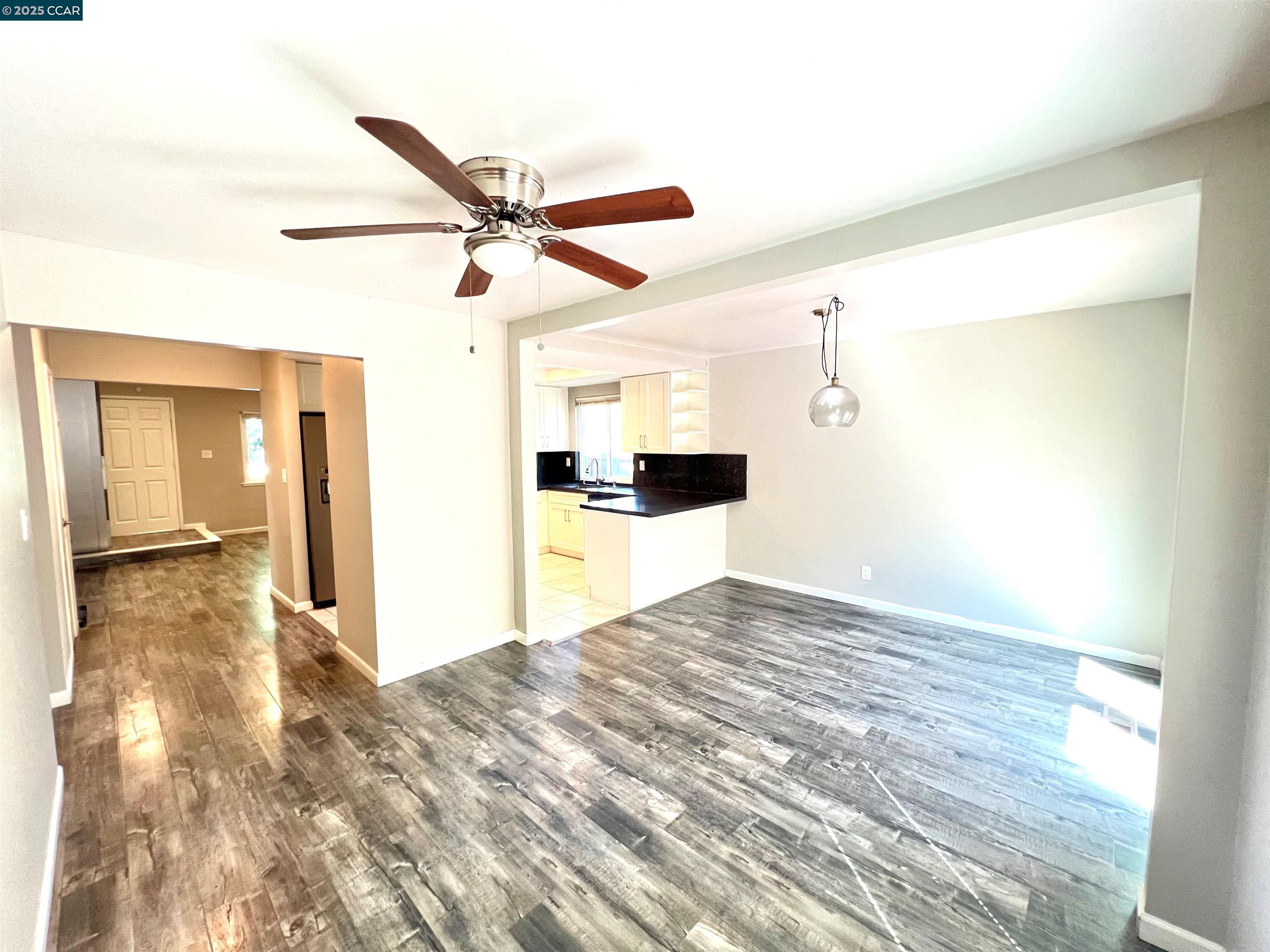 3325 G St