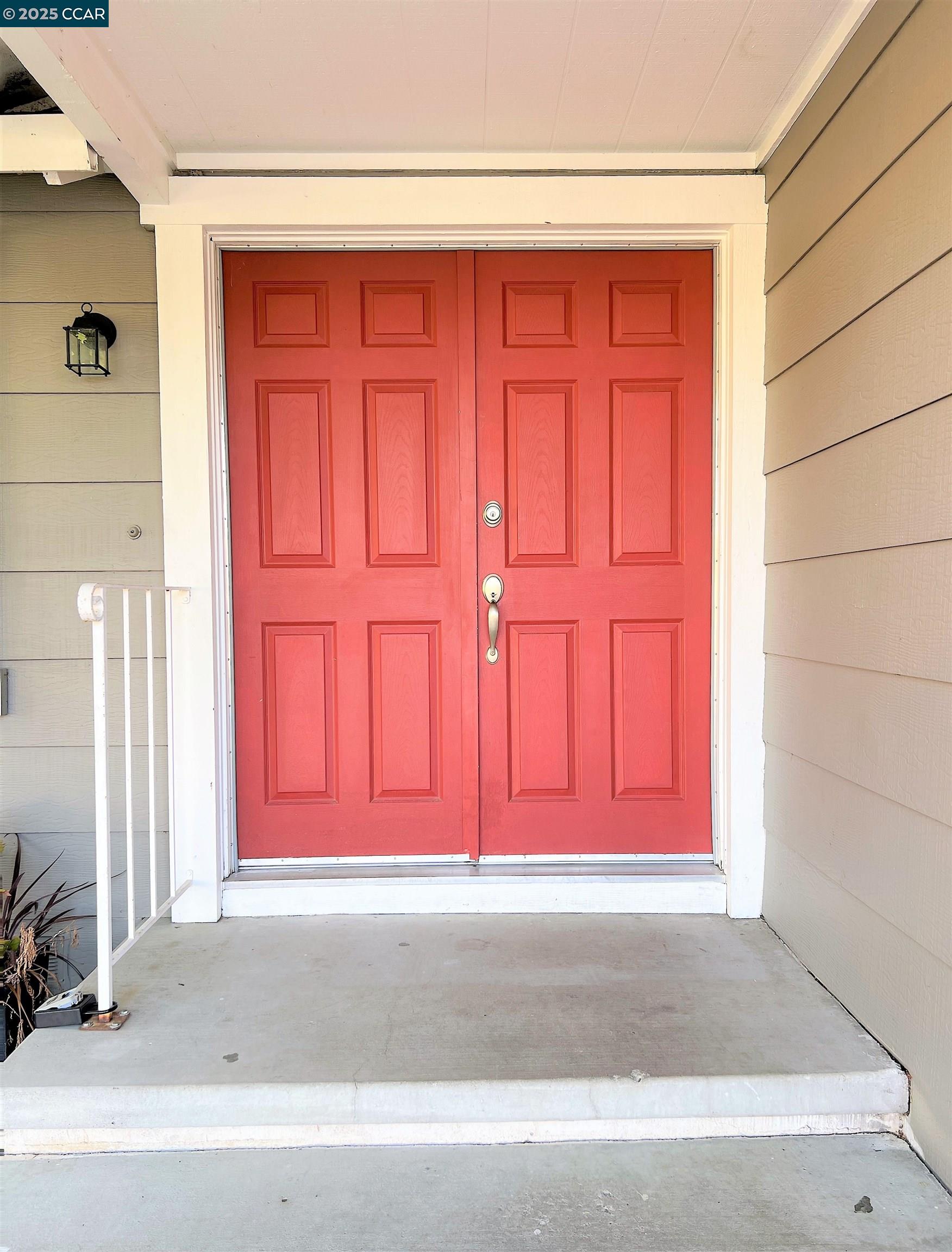 3325 G St