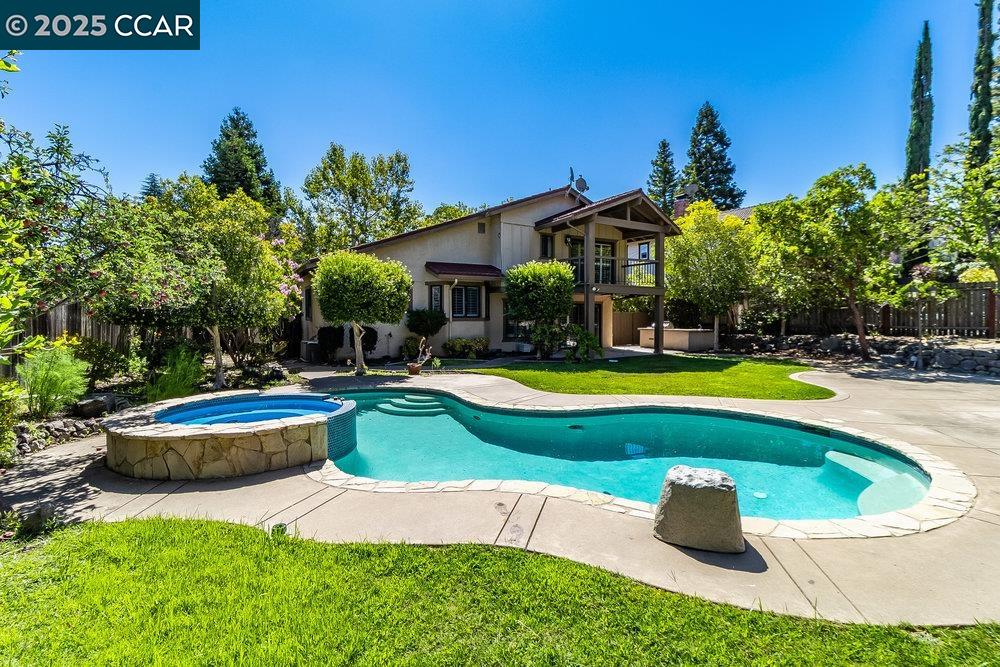 987 Morello Ave