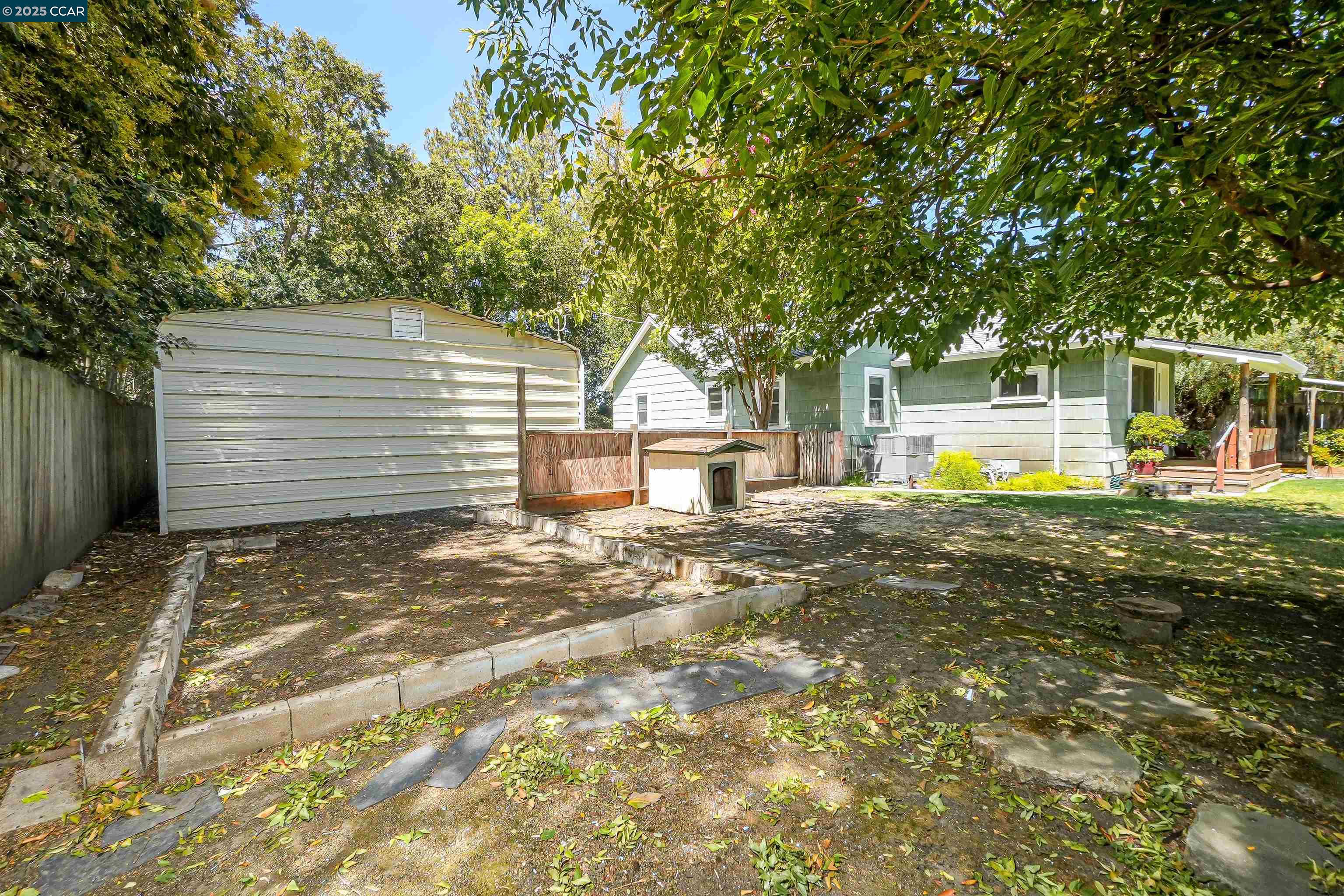 160 S Cody Ln