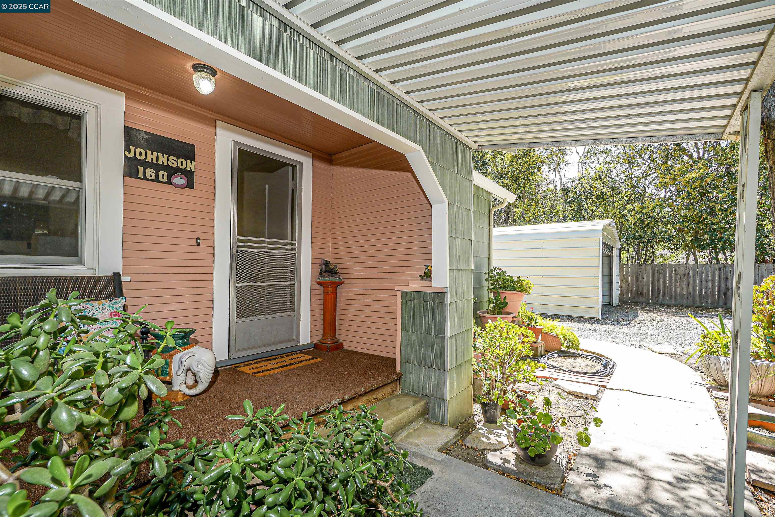 160 S Cody Ln